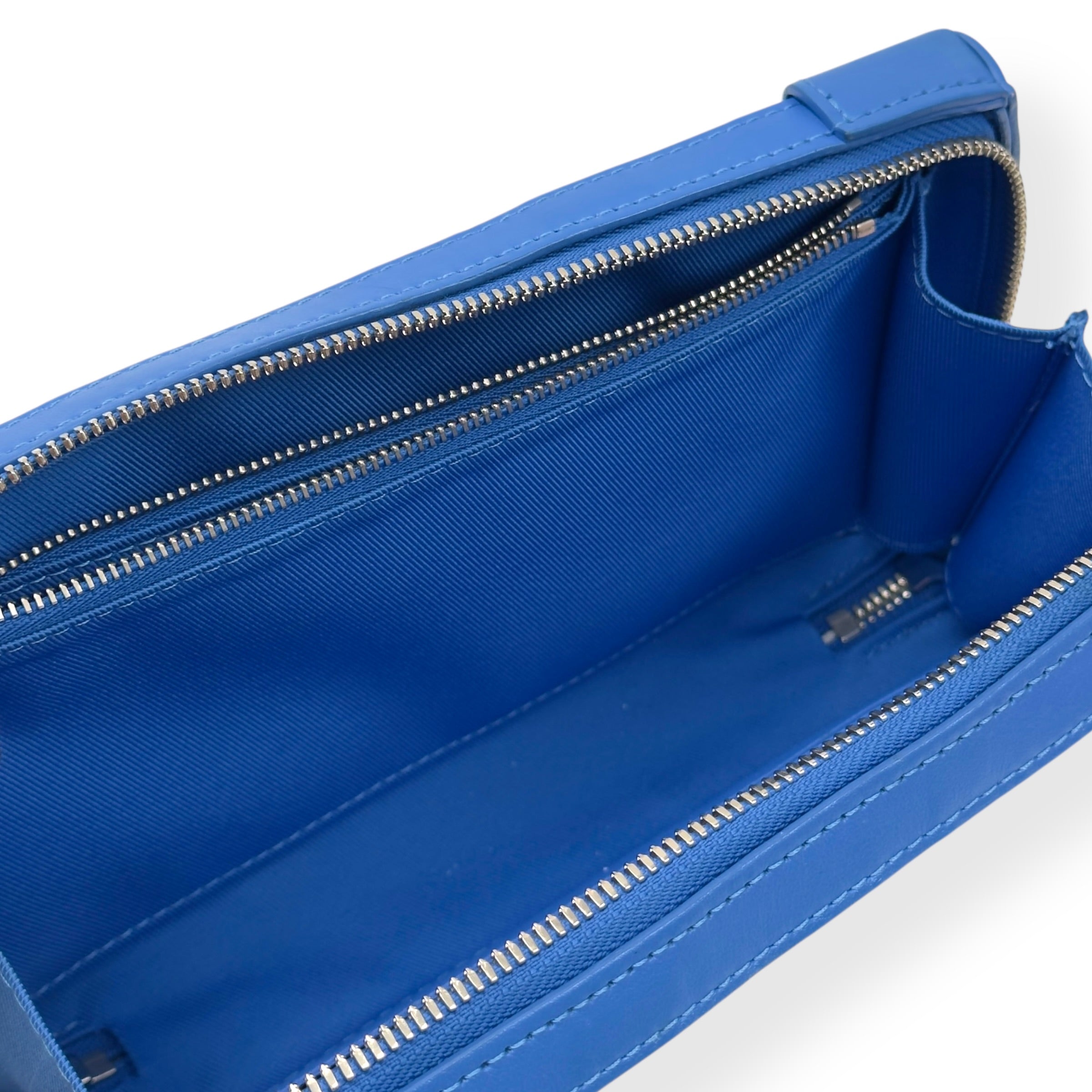 LOUIS VUITTON MONOGRAM CLOUDS SOFT TRUNK WALLET SHOULDER BAG BLUE / WHITE S