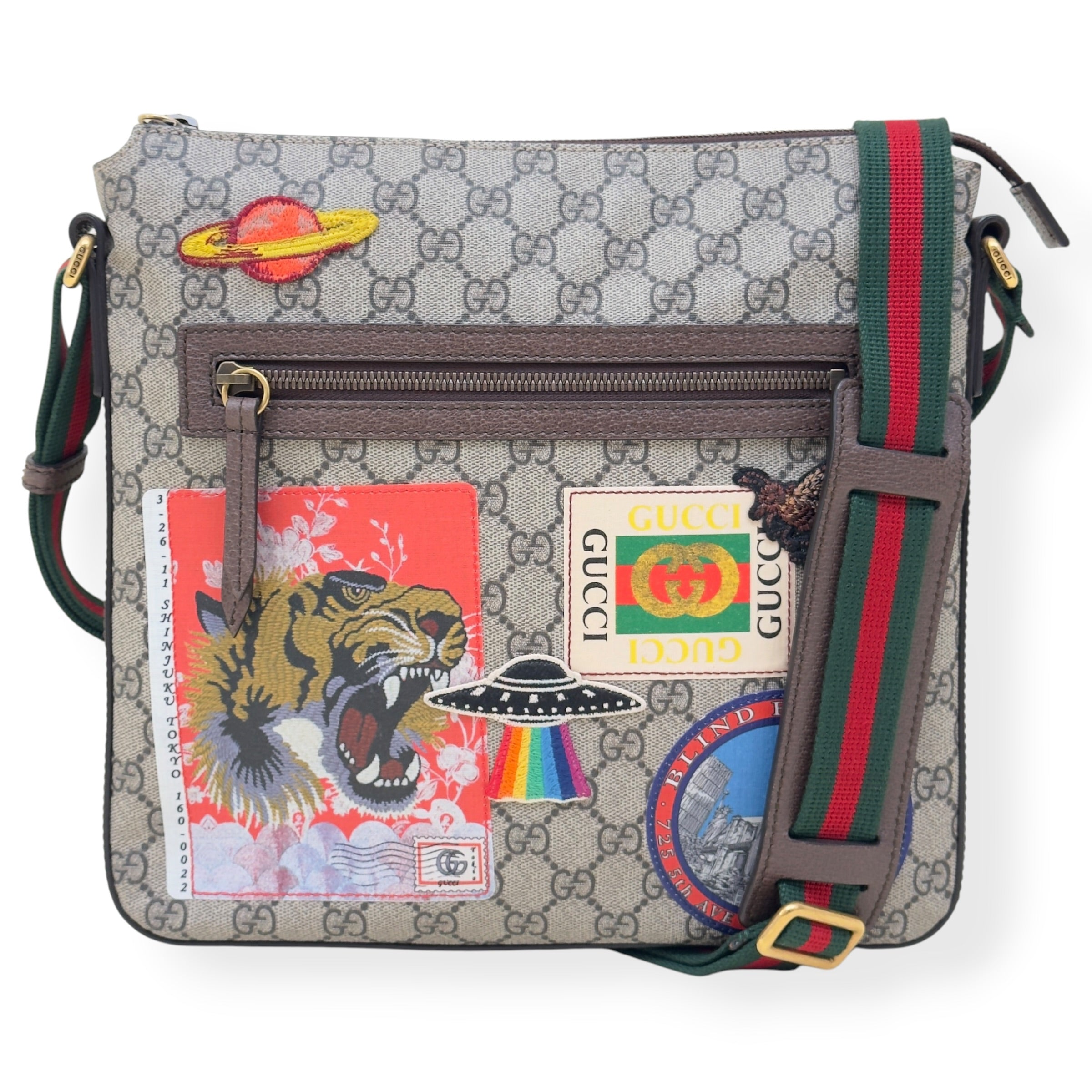 GUCCI COURRIER GG SUPREME PATCHES MESSENGER BAG BEIGE / MULTICOLOURED M