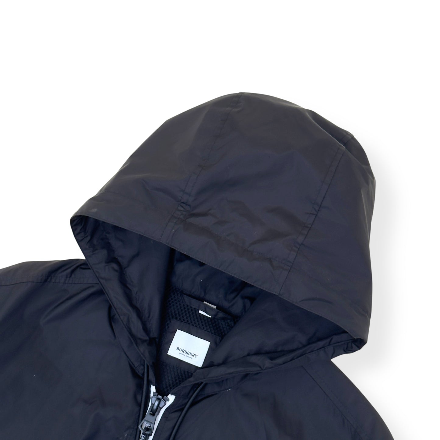 BURBERRY LOCATION PRINT HOODED WINDBREAKER JACKET BLACK M