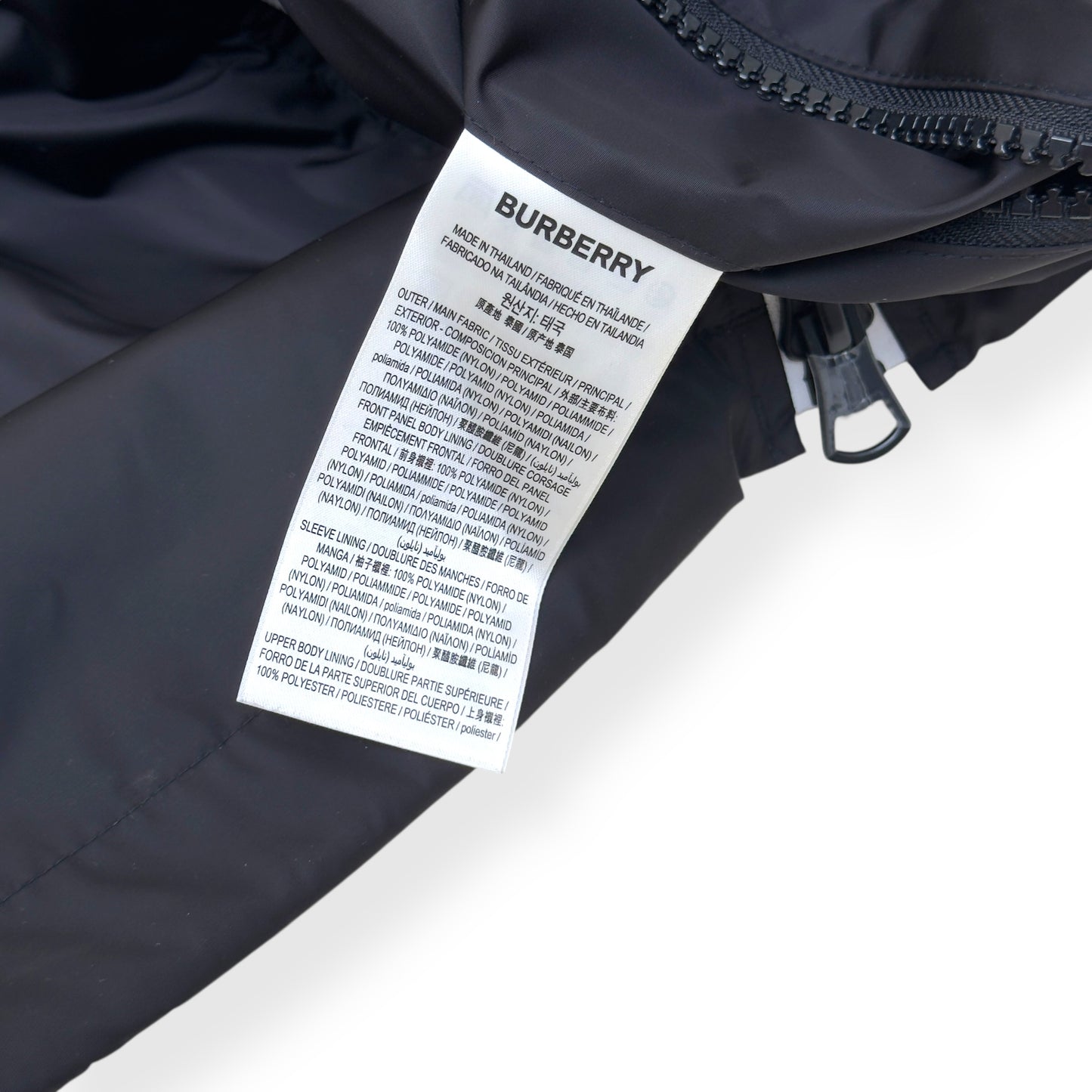 BURBERRY LOCATION PRINT HOODED WINDBREAKER JACKET BLACK M