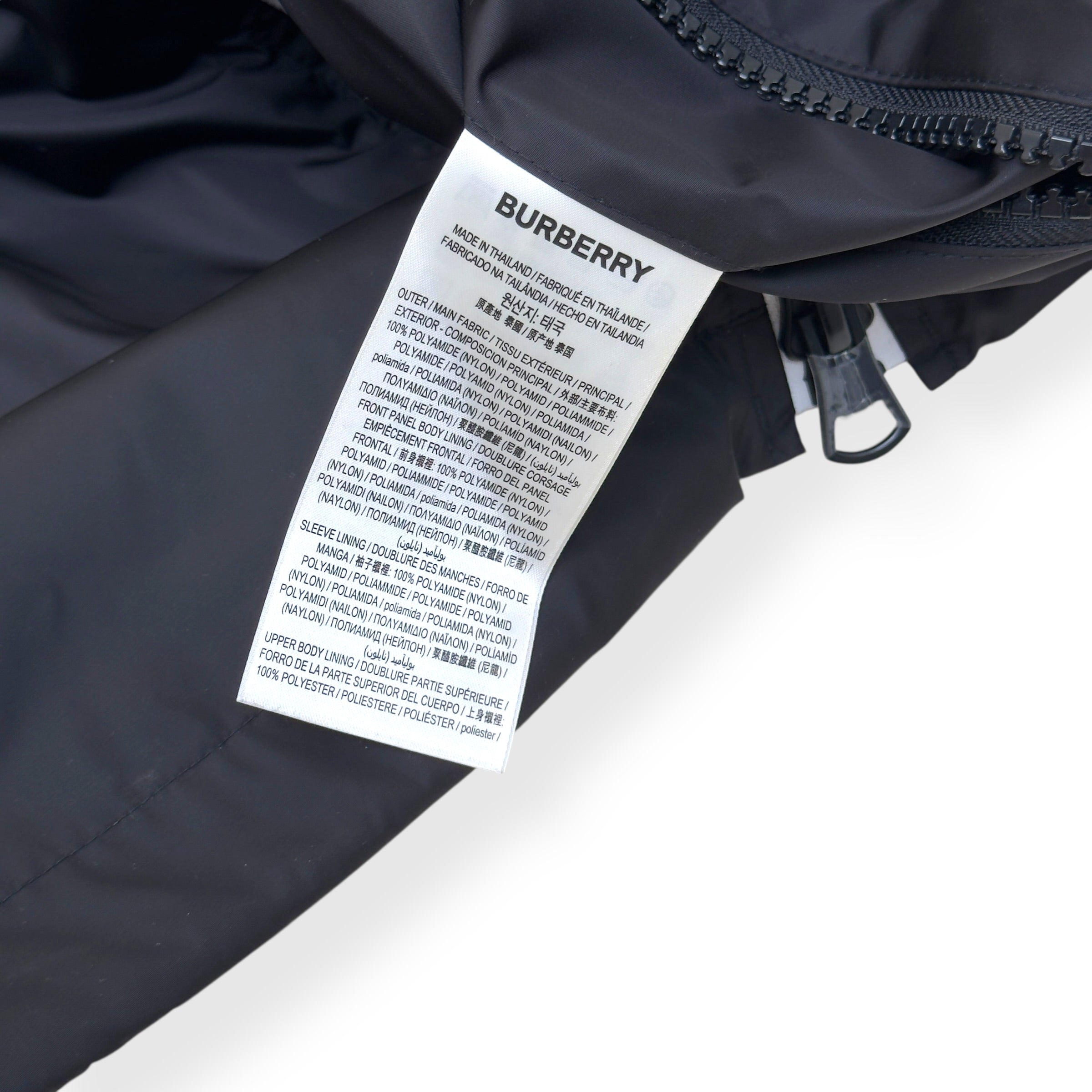 BURBERRY LOCATION PRINT HOODED WINDBREAKER JACKET BLACK M