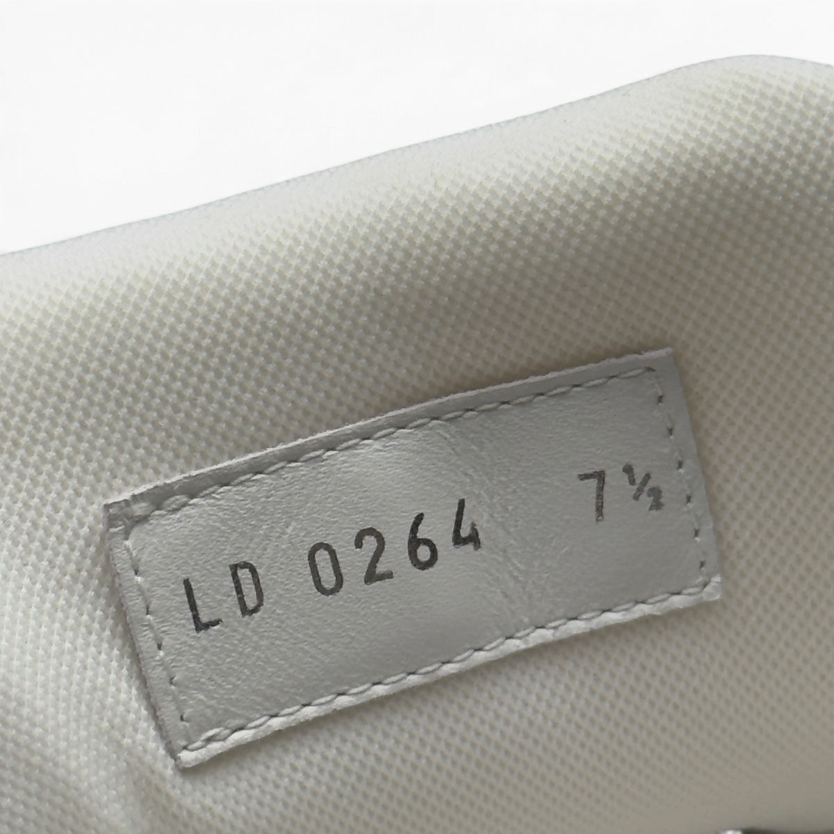 LOUIS VUITTON LEATHER LV TRAINER WHITE UK7.5