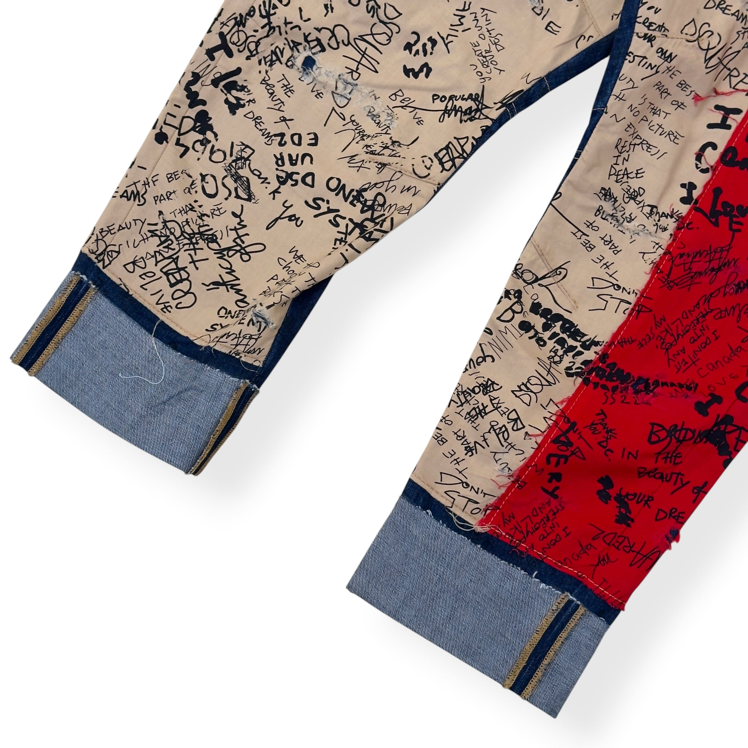 DSQUARED2 CROPPED CANADIAN FLAG GRAFFITI DENIM JEANS BLUE / RED / BEIGE 50 / L