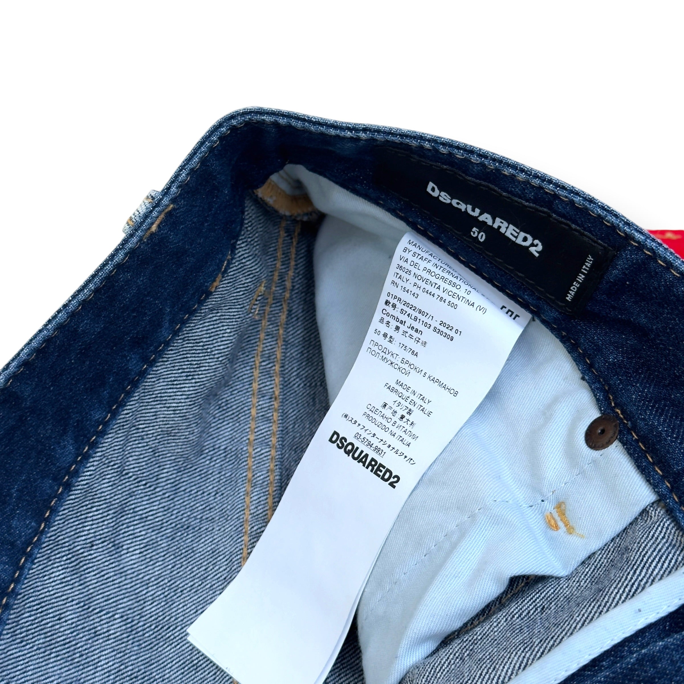 DSQUARED2 CROPPED CANADIAN FLAG GRAFFITI DENIM JEANS BLUE / RED / BEIGE 50 / L