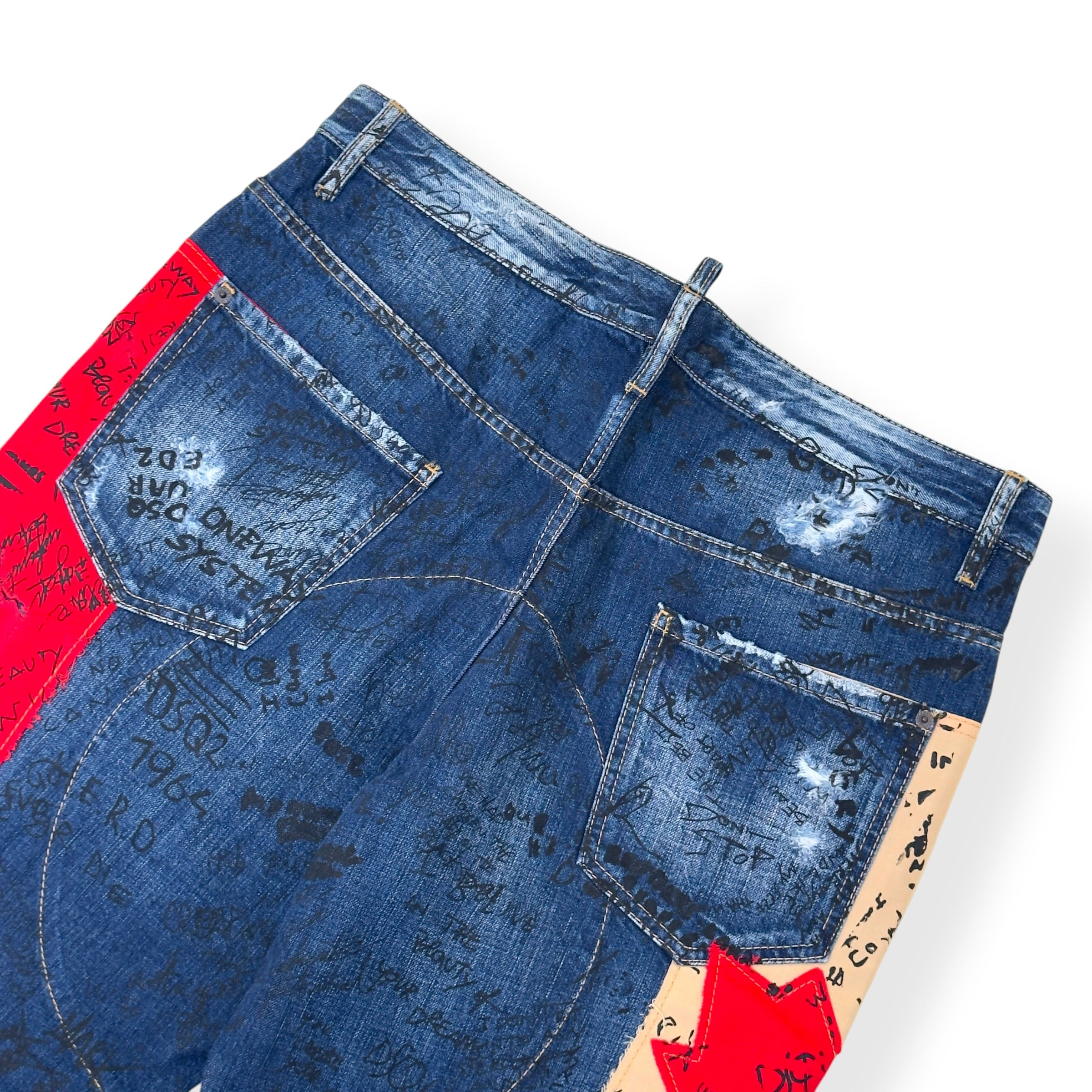 DSQUARED2 CROPPED CANADIAN FLAG GRAFFITI DENIM JEANS BLUE / RED / BEIGE 50 / L