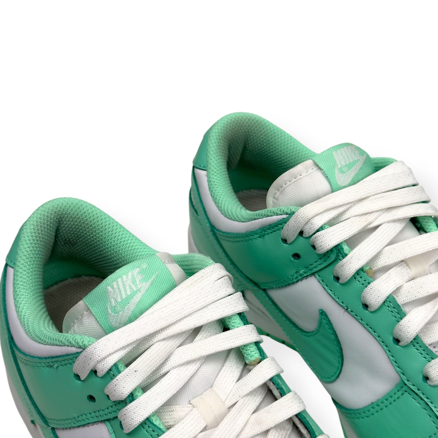 NIKE DUNK LOW TOP SNEAKER GREEN GLOW UK6.5