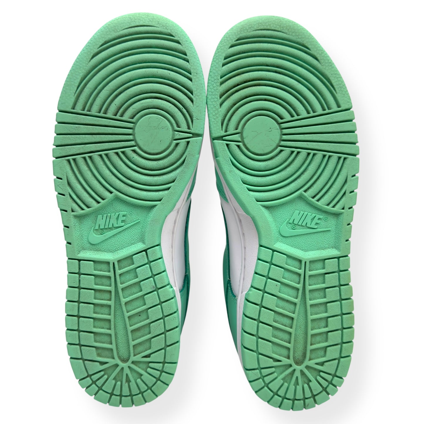 NIKE DUNK LOW TOP SNEAKER GREEN GLOW UK6.5