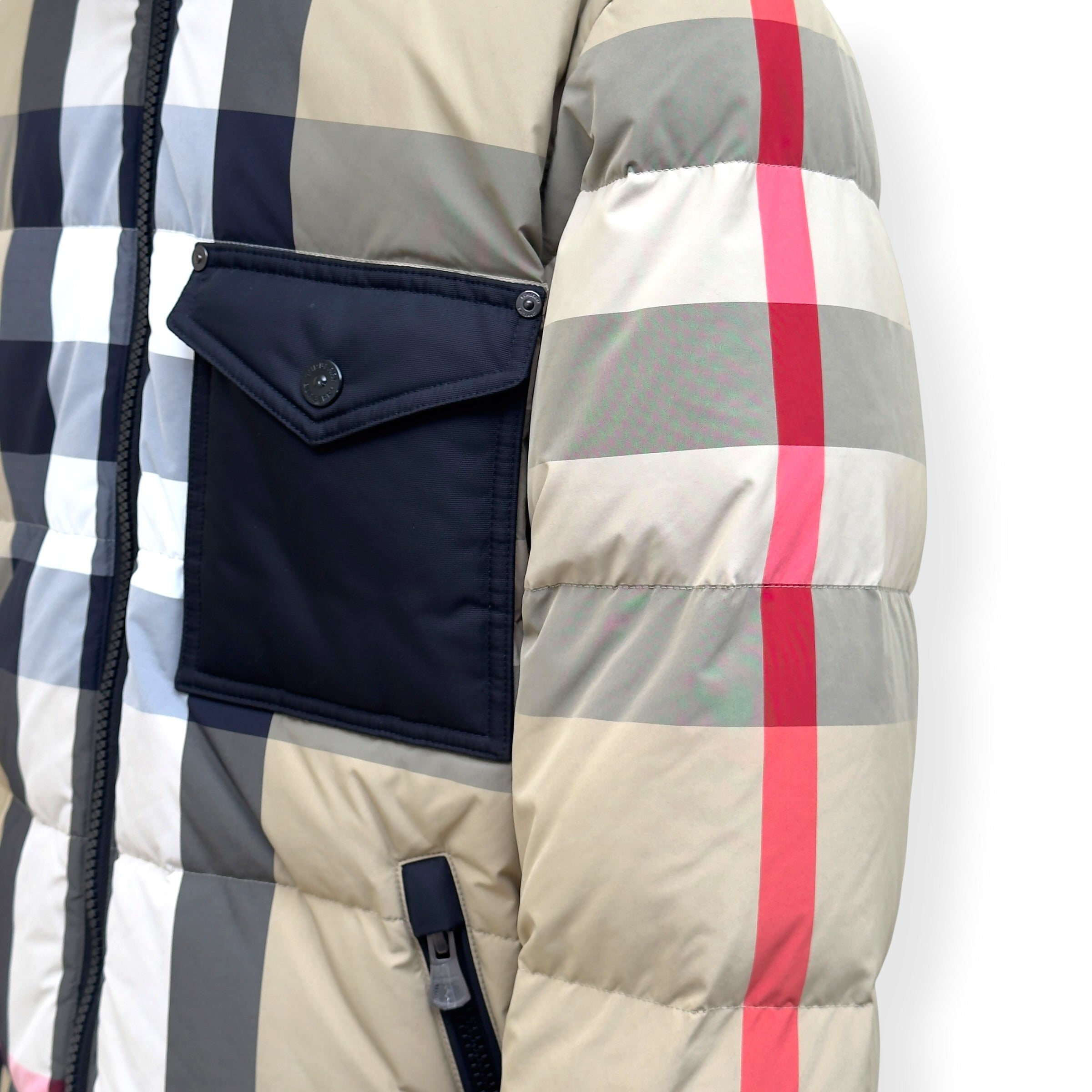 BURBERRY REVERSIBLE CHECK HOODED PUFFER JACKET BEIGE / BLACK M