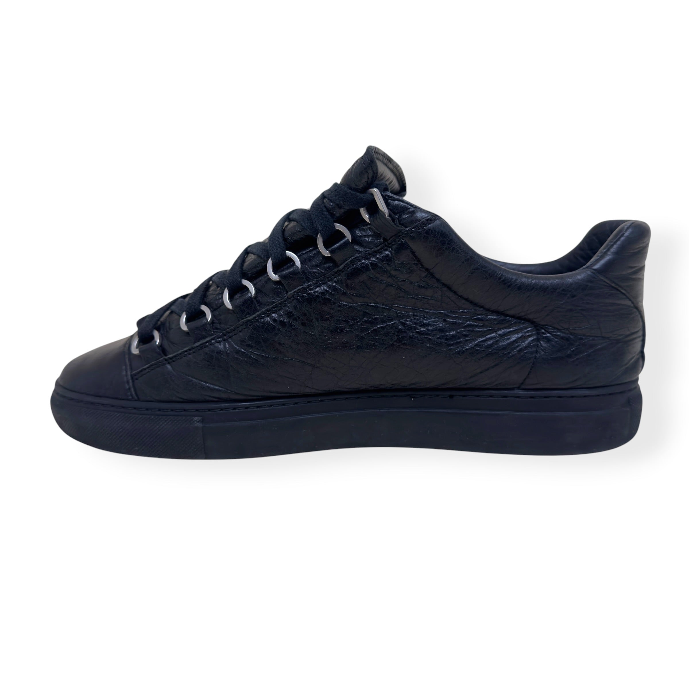 BALENCIAGA ARENA LOW TOP SNEAKER BLACK 40 / UK6