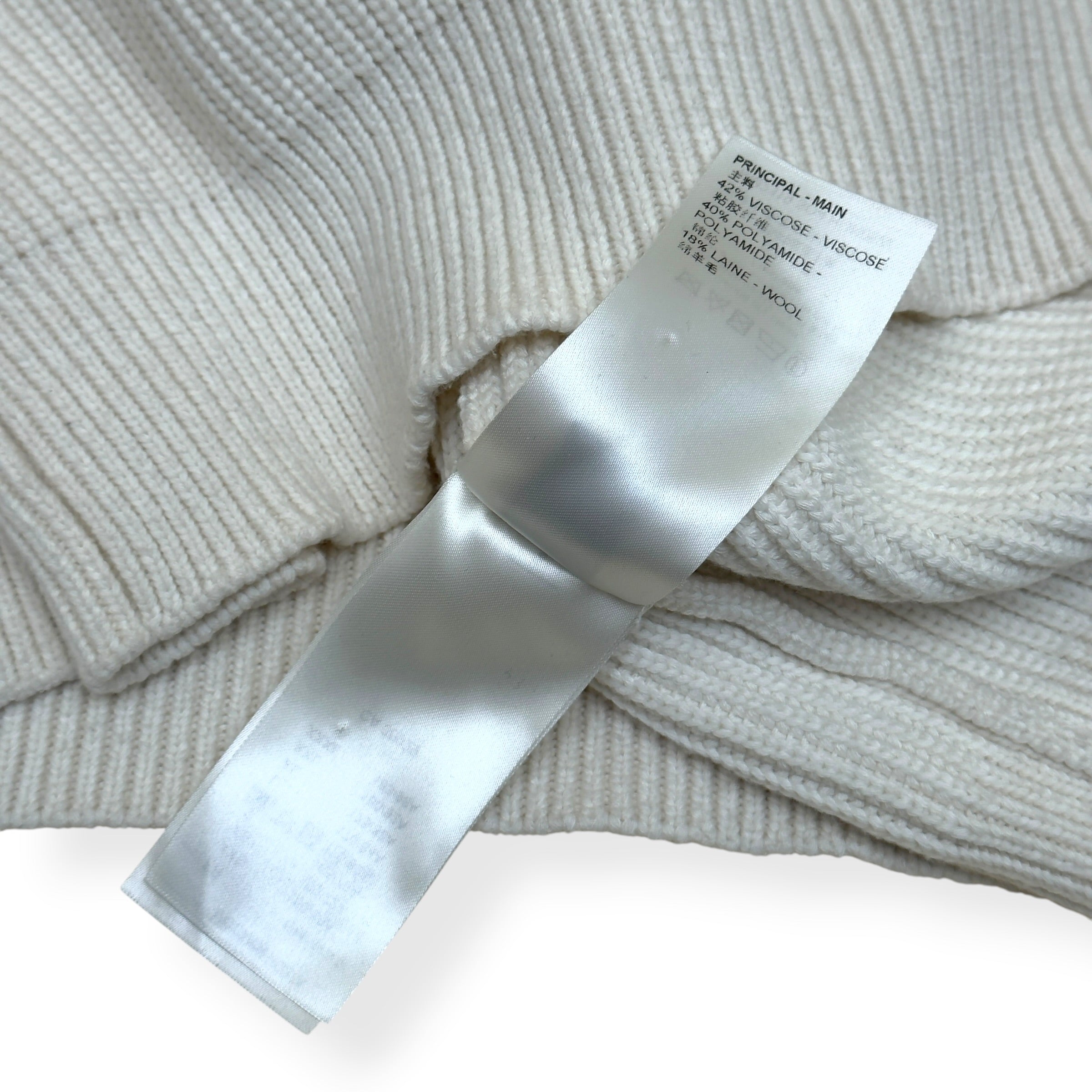 LOUIS VUITTON SIGNATURE LOGO V-NECK KNIT PULLOVER WHITE XL