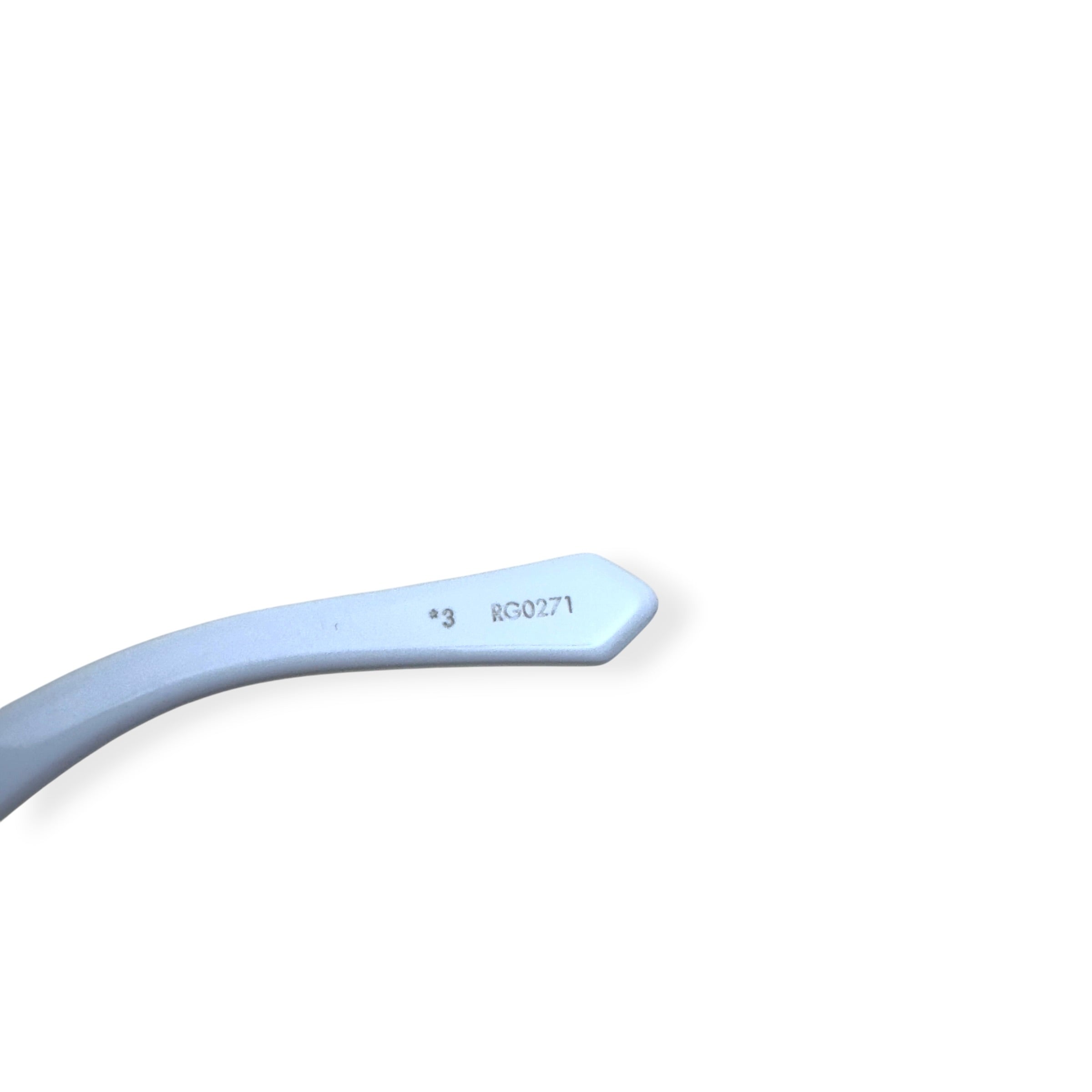 LOUIS VUITTON 1.1 EVIDENCE SUNGLASSES WHITE / GOLD