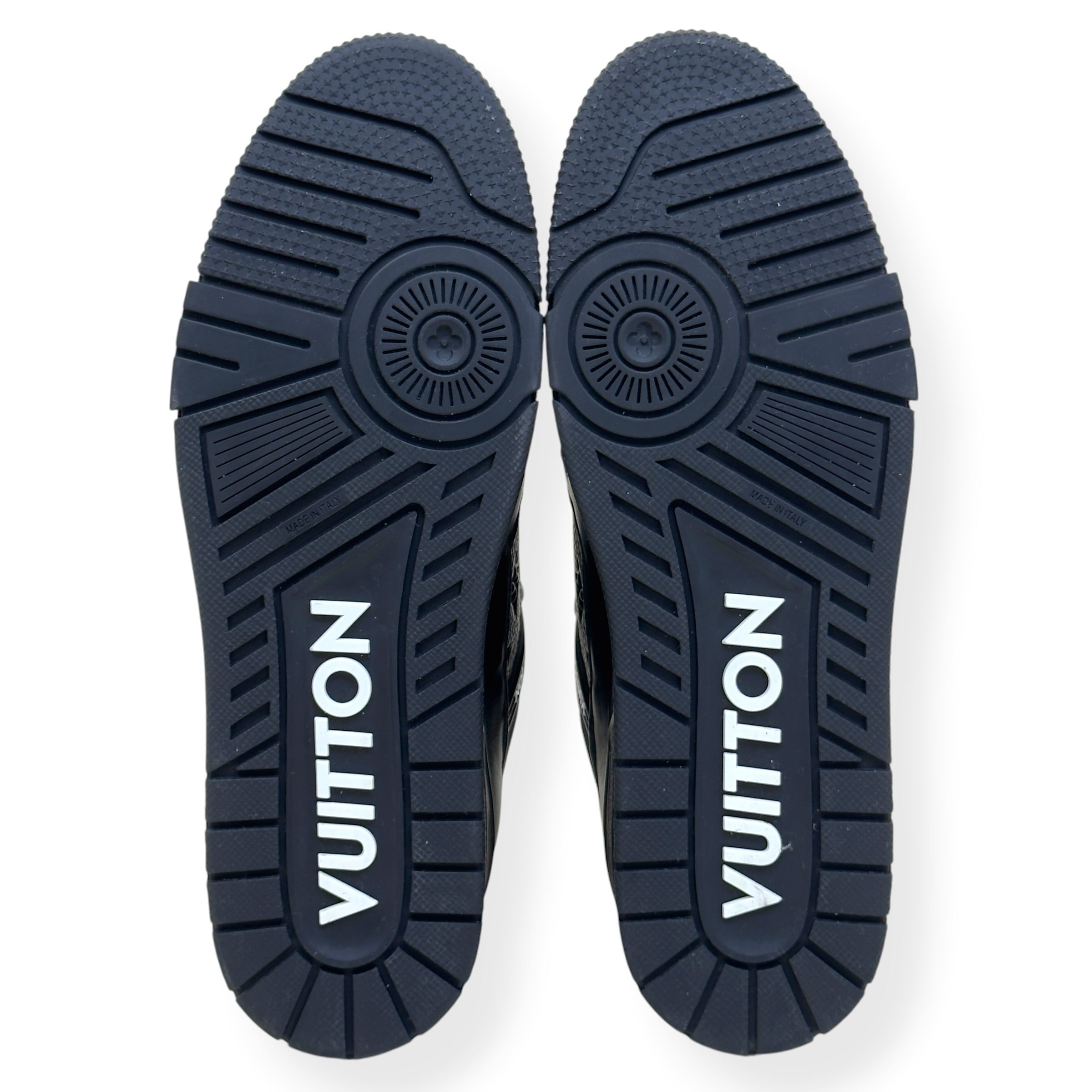 LOUIS VUITTON LV TRAINER SNEAKER BLACK / WHITE UK10