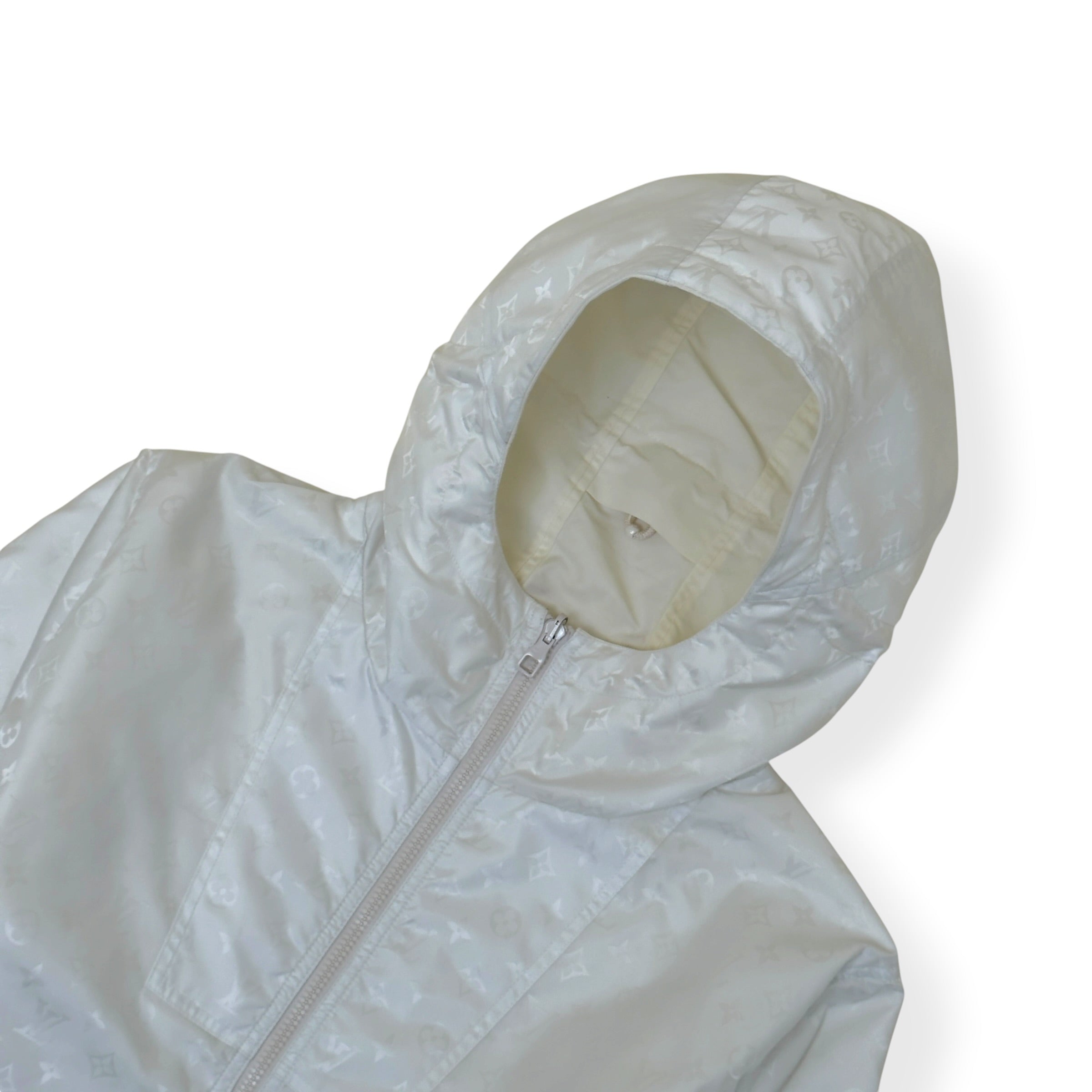LOUIS VUITTON LVSE CABLES EDITION MONOGRAM REVERSIBLE WINDBREAKER WHITE 52 / L