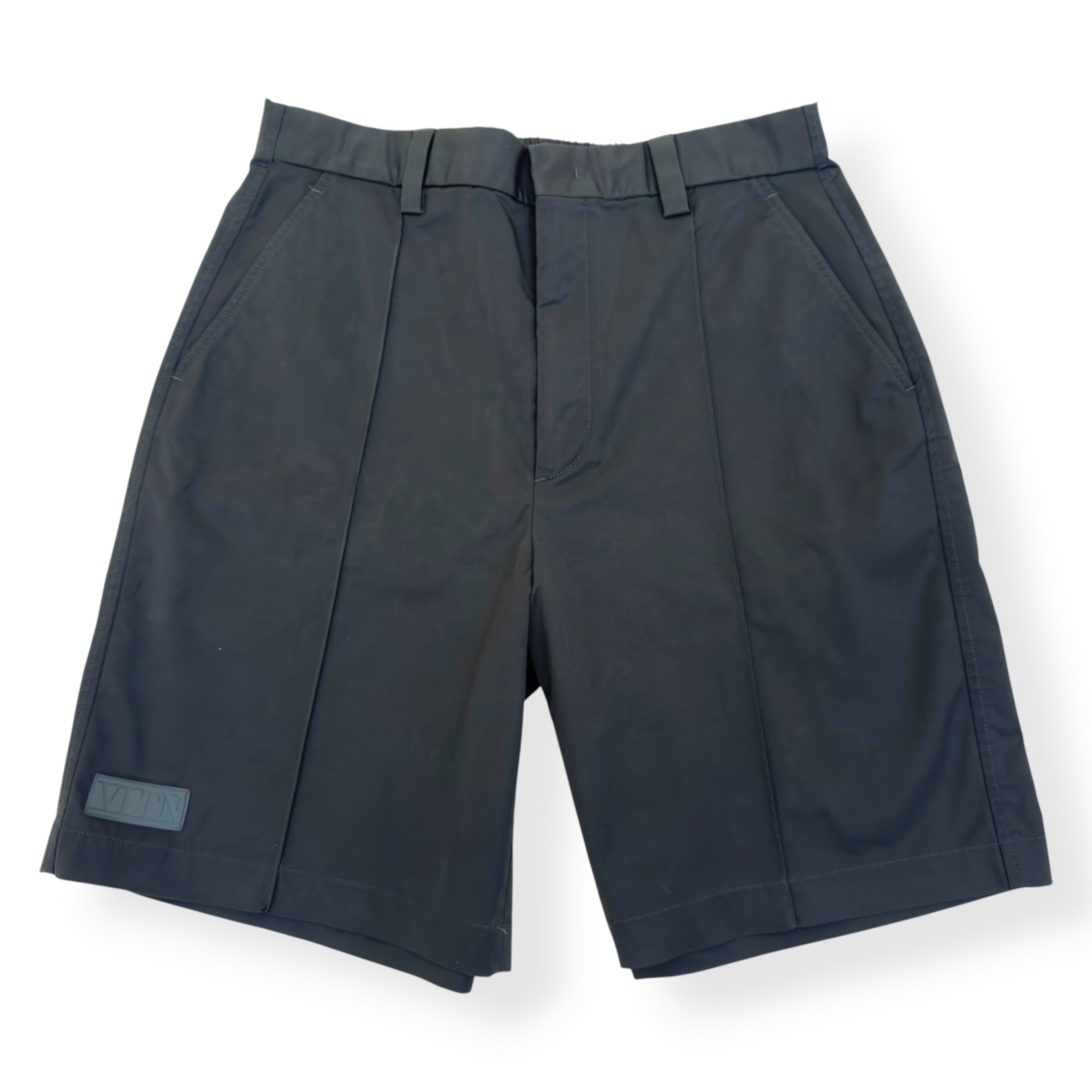 VALENTINO LOGO-PATCH TECHNICAL BERMUDA SHORTS KHAKI 48 / S