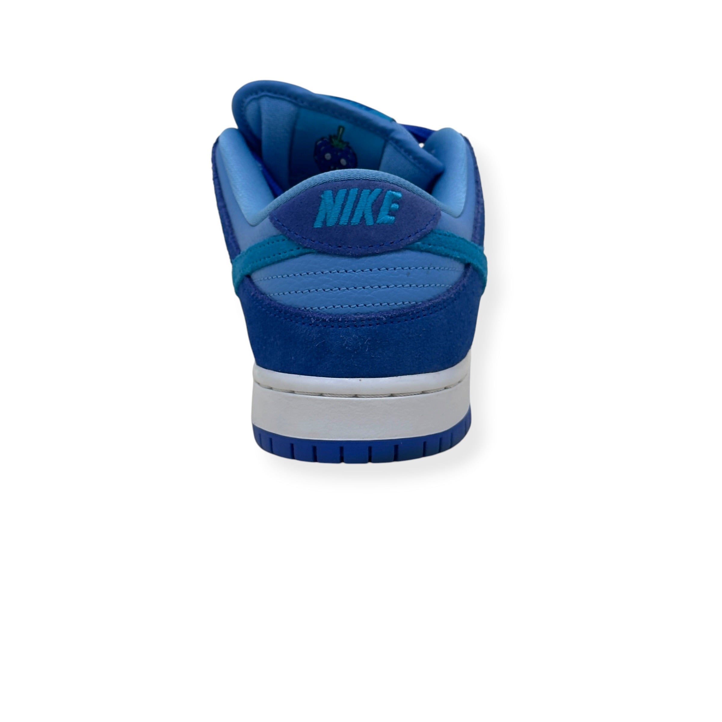 NIKE SB DUNK LOW TOP SNEAKER ‘BLUE RASPBERRY’ UK7
