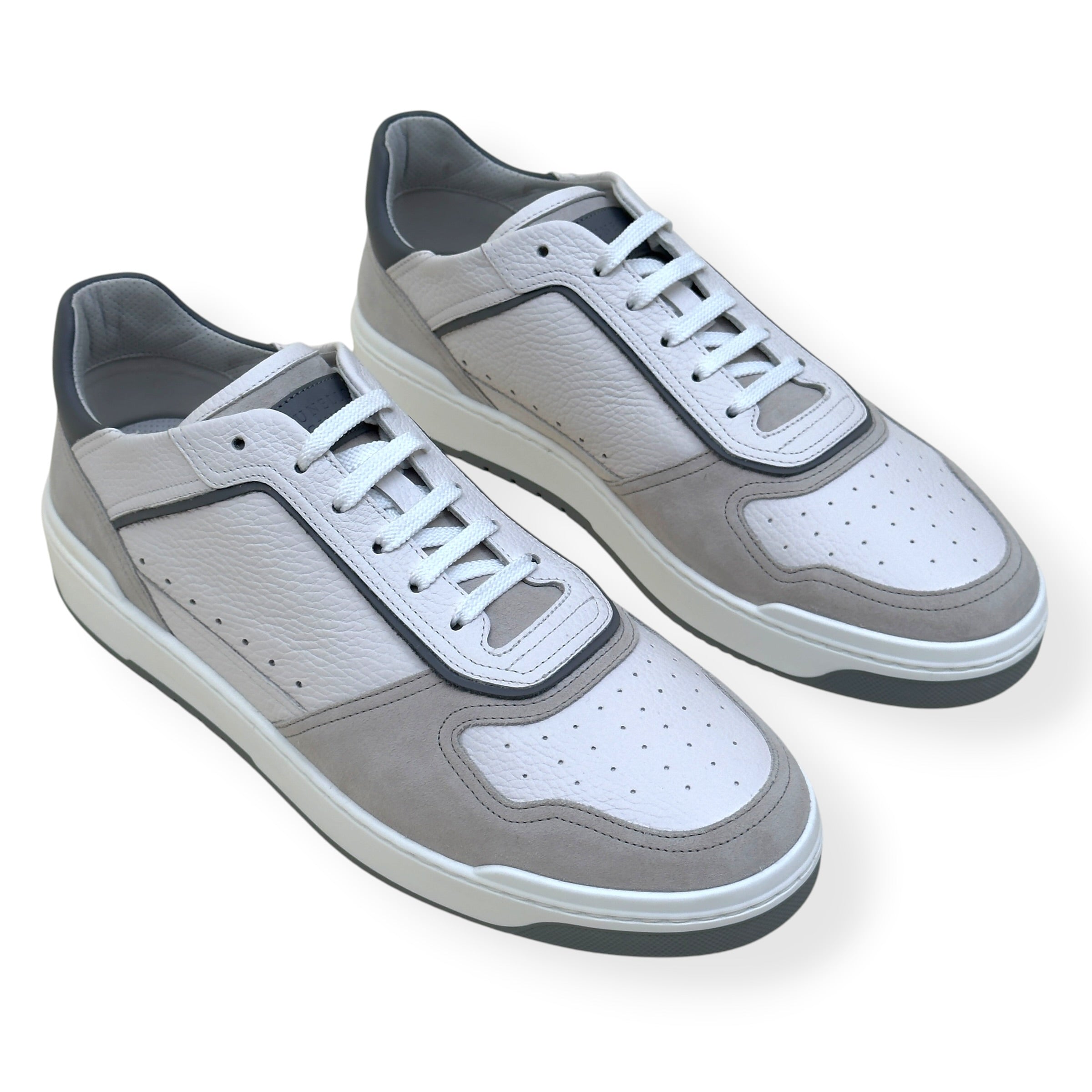 BRUNELLO CUCINELLI LOGO-PATCH LEATHER SNEAKER GREY 46 / UK12