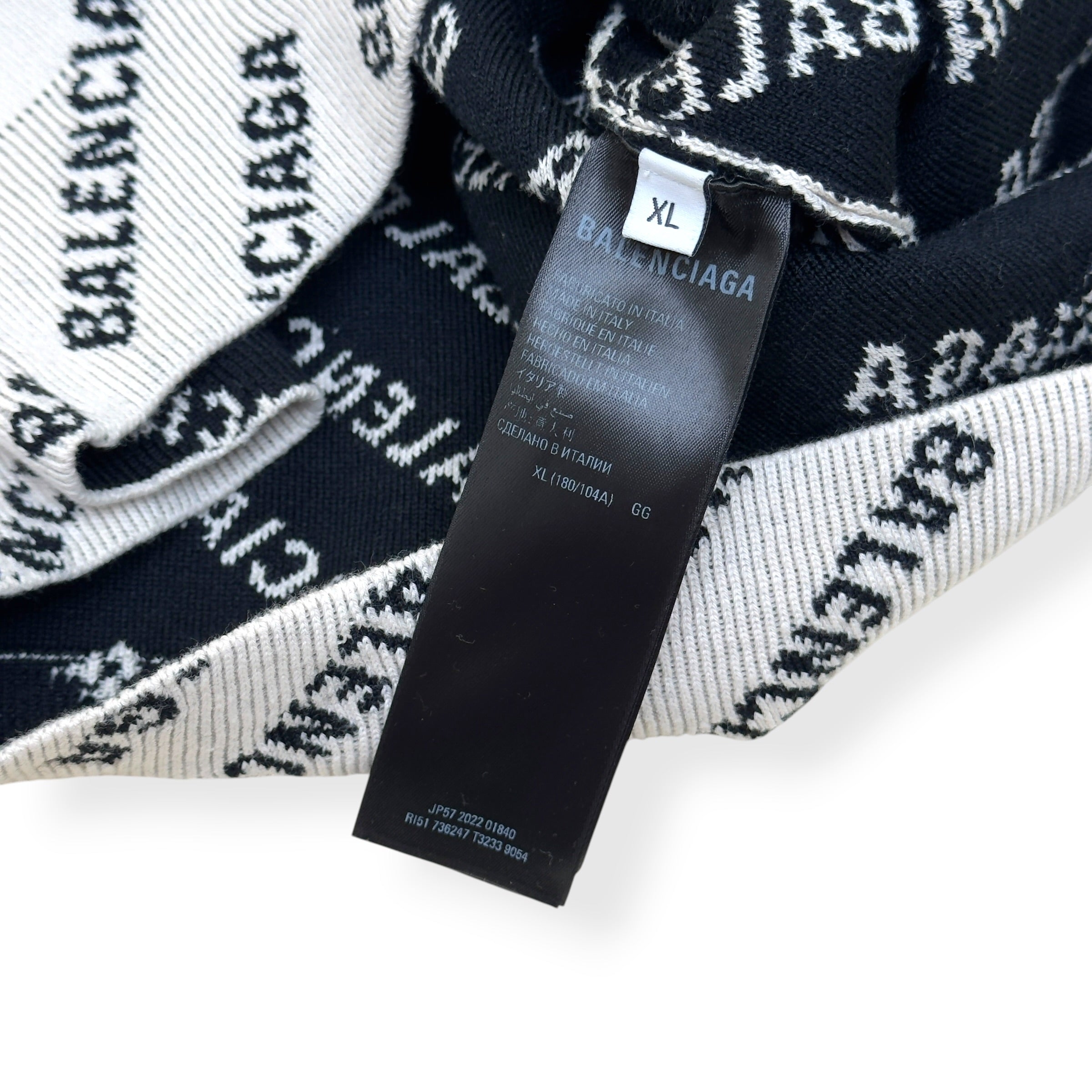 BALENCIAGA ALLOVER LOGO KNIT JUMPER WHITE / BLACK XL