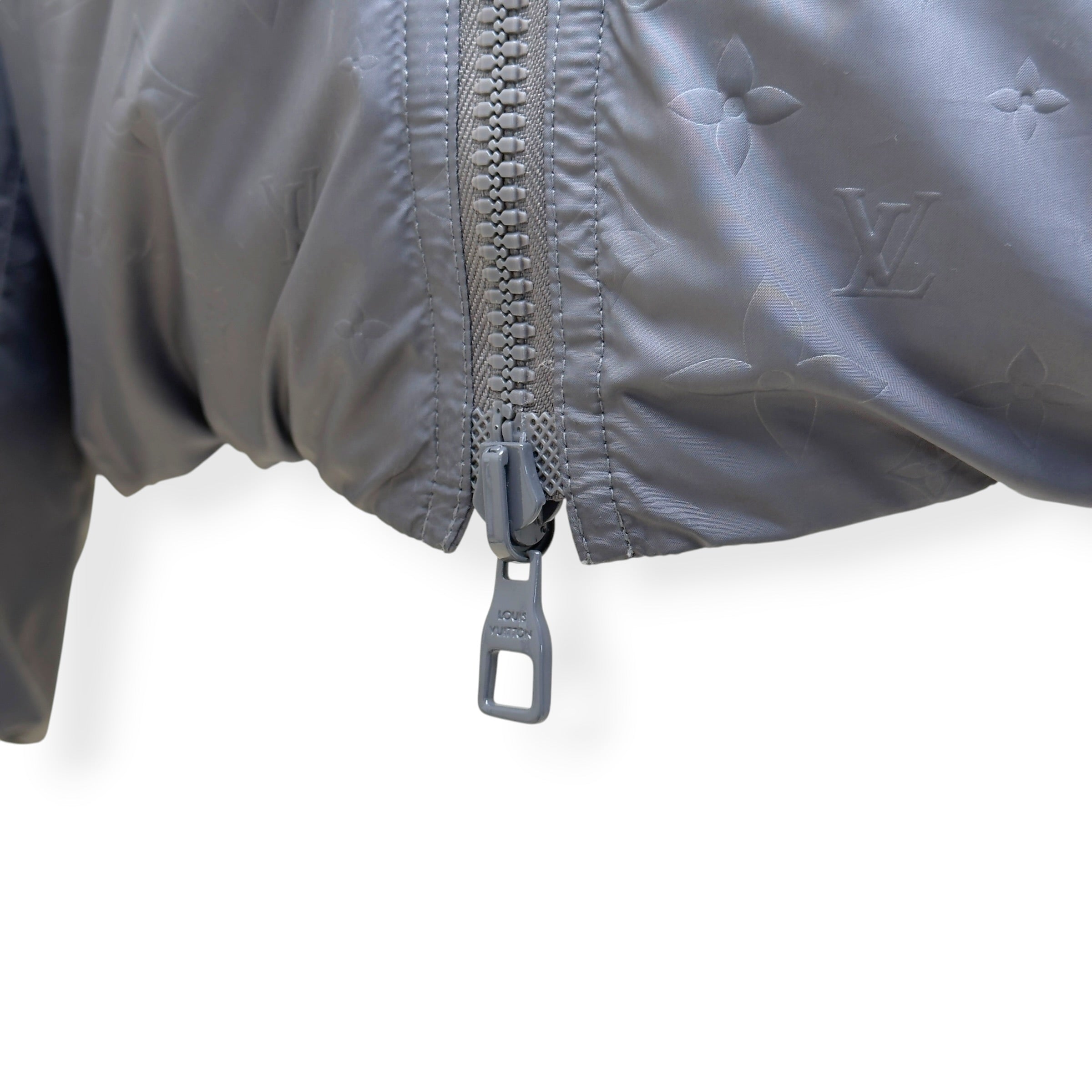 LOUIS VUITTON REVERSIBLE MONOGRAM DOWN BLOUSON LIGHT GREY SIZE 54 / XL