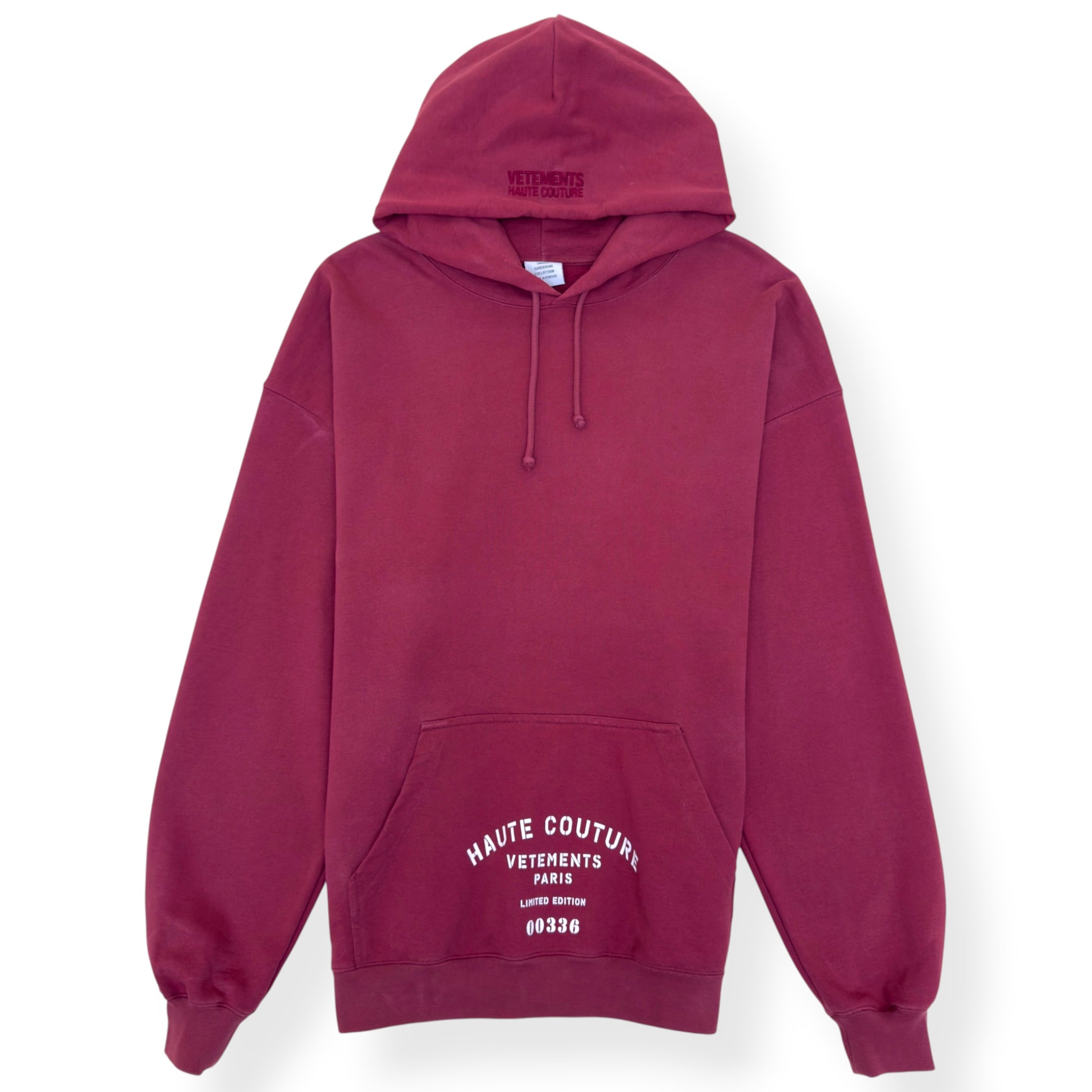 VETEMENTS OVERSIZED LOGO PRINT HOODIE BURGUNDY M