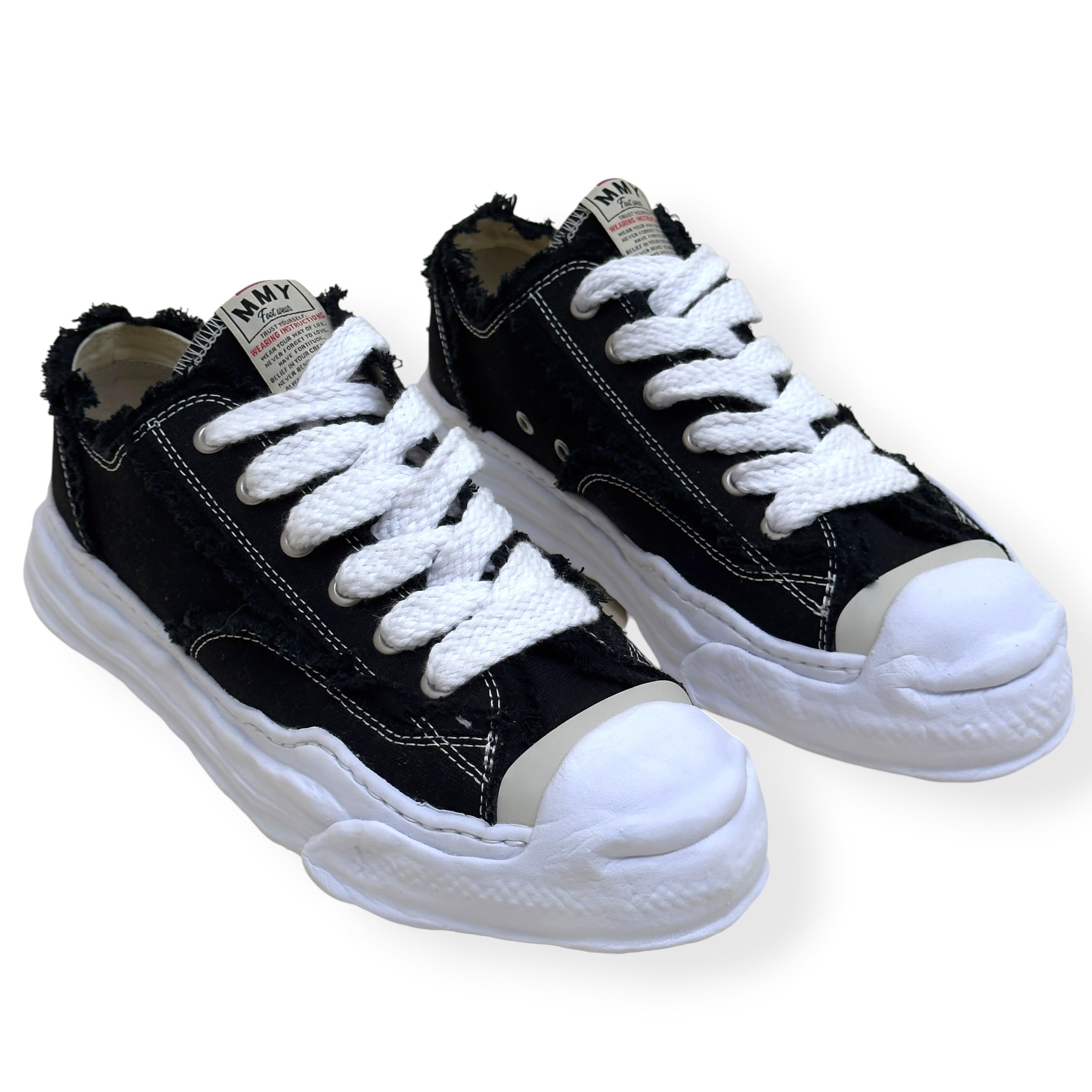 MAISON MIHARA YASUHIRO HANK OG DISTRESSED SNEAKER BLACK / WHITE 45 / UK11
