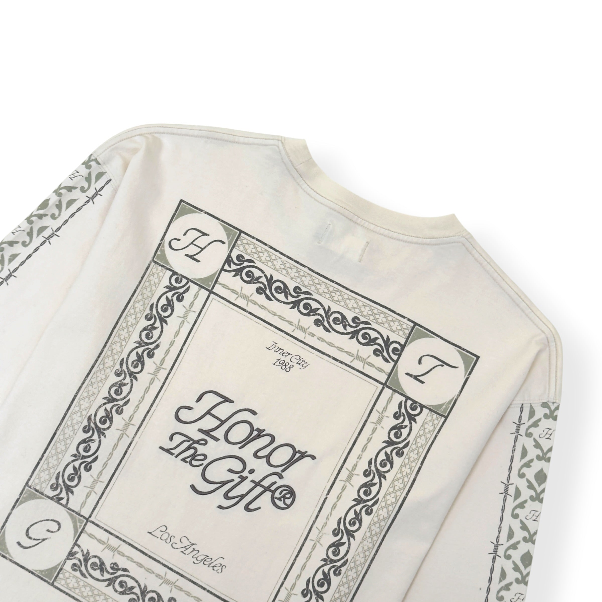 HONOR THE GIFT HTG LOGO PRINT LONG SLEEVE T-SHIRT CREAM L