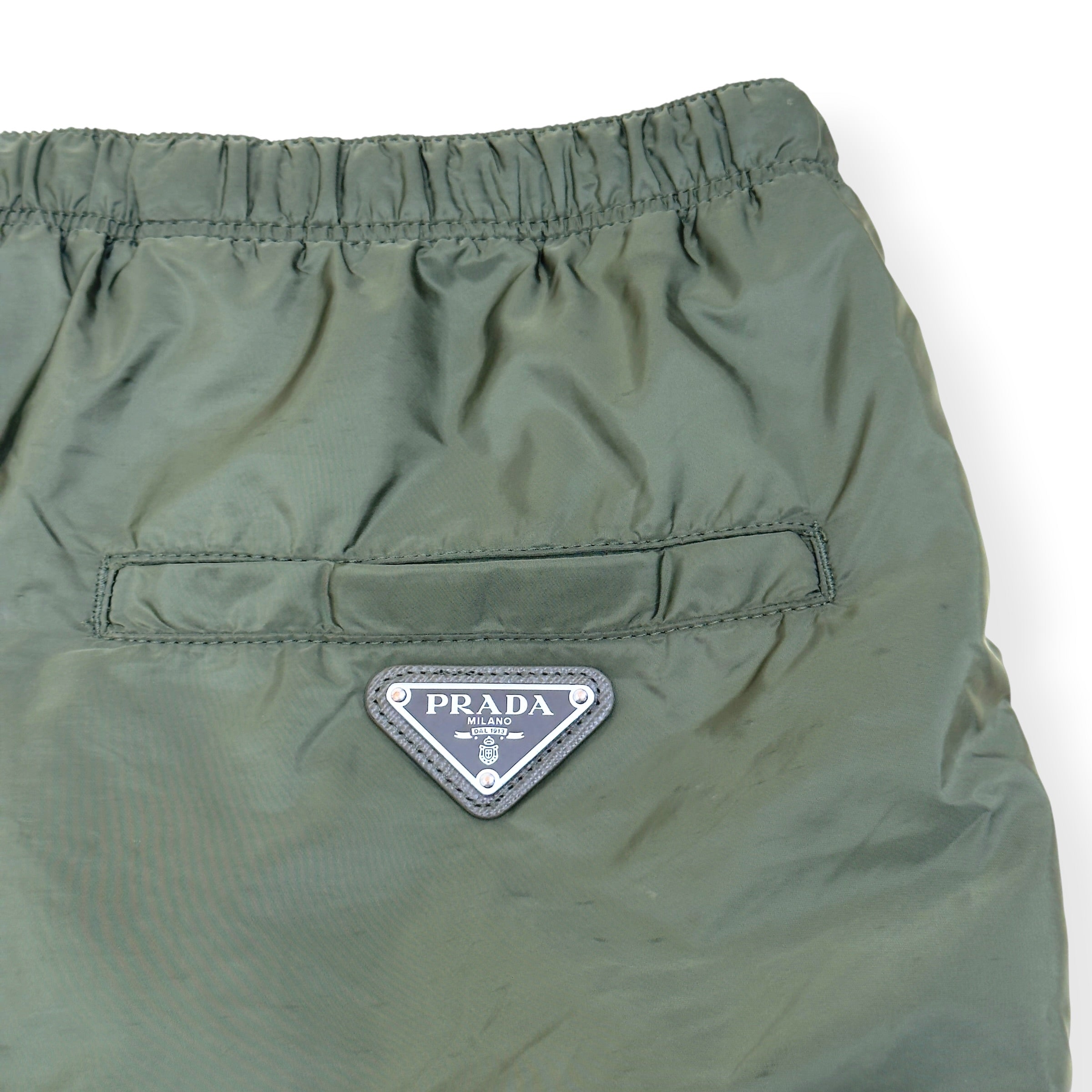 PRADA RE-NYLON LOGO PLAQUE SWIM SHORTS GREEN 56 / XL