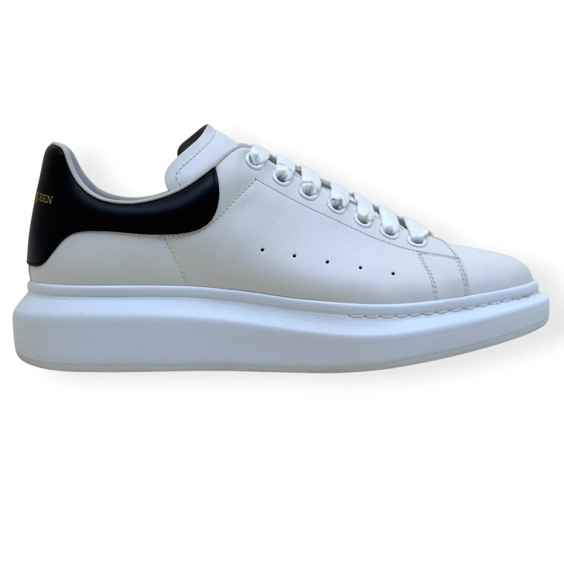 ALEXANDER MCQUEEN OVERSIZED LEATHER SNEAKER WHITE / BLACK 43.5 / UK9.5