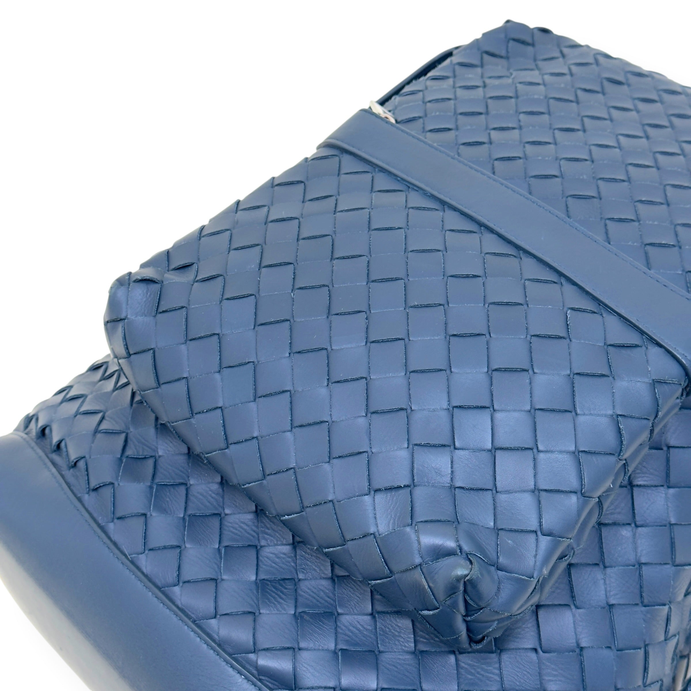 BOTTEGA VENETA CALFSKIN INTRECCIATO HYDROLOGY BACKPACK NAVY O/S