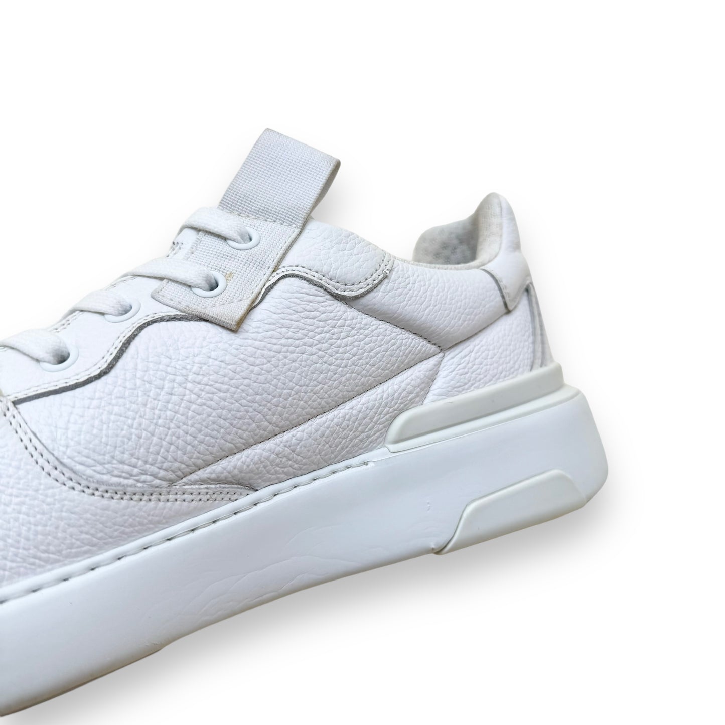 GIVENCHY LEATHER WING LOW TOP SNEAKERS WHITE UK11