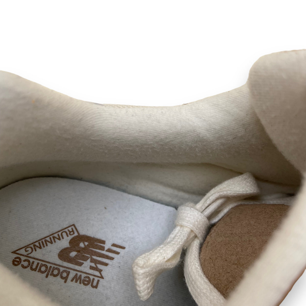 NEW BALANCE 9060 SNEAKERS SUGR MAPLE / INDIGO UK9.5