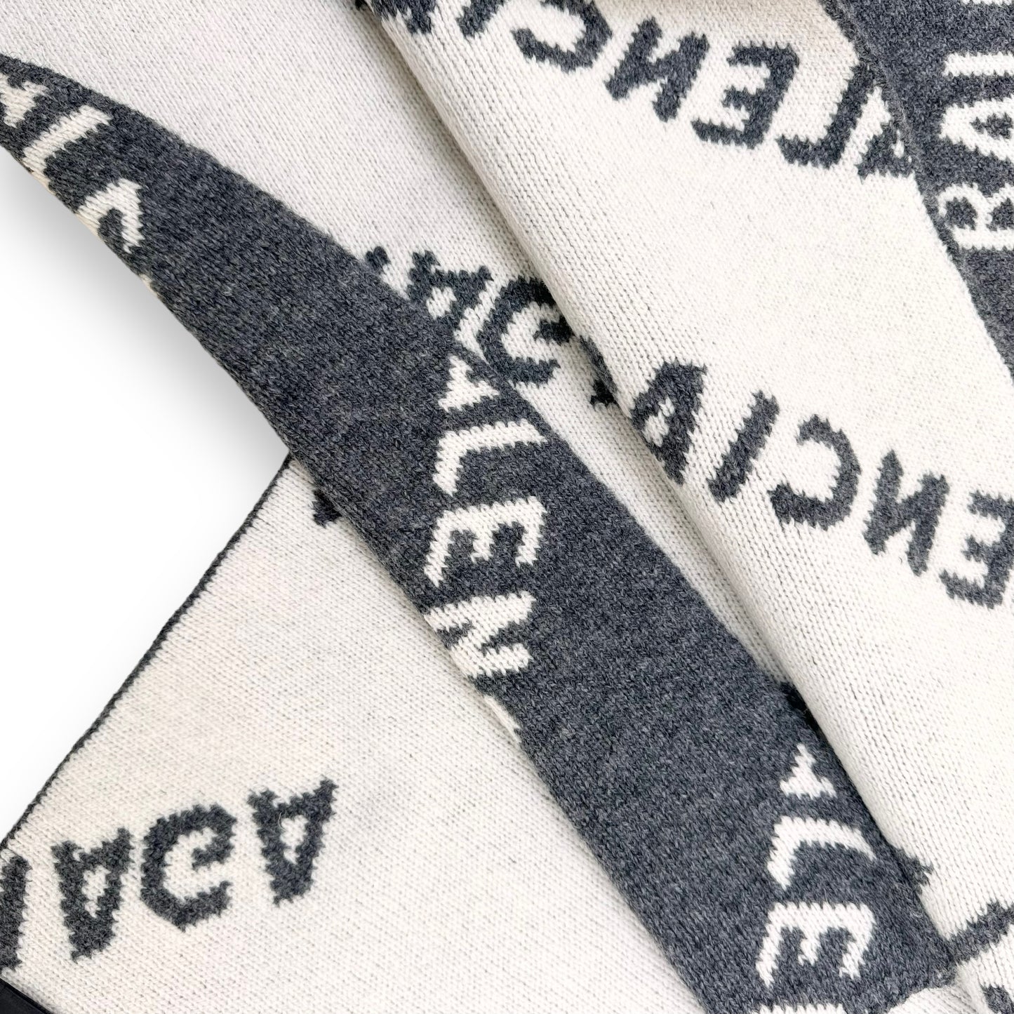 BALENCIAGA VIRGIN WOOL LOGO SCARF GREY