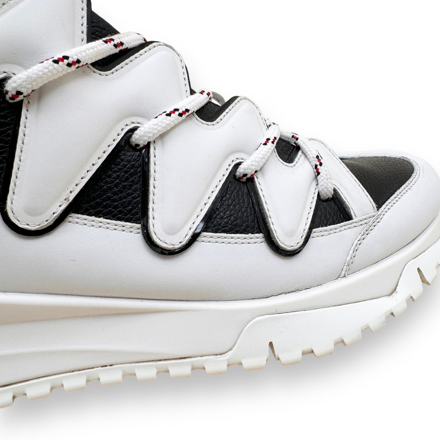 LOUIS VUITTON ZIG ZAG LEATHER SNEAKER WHITE / BLACK UK9.5