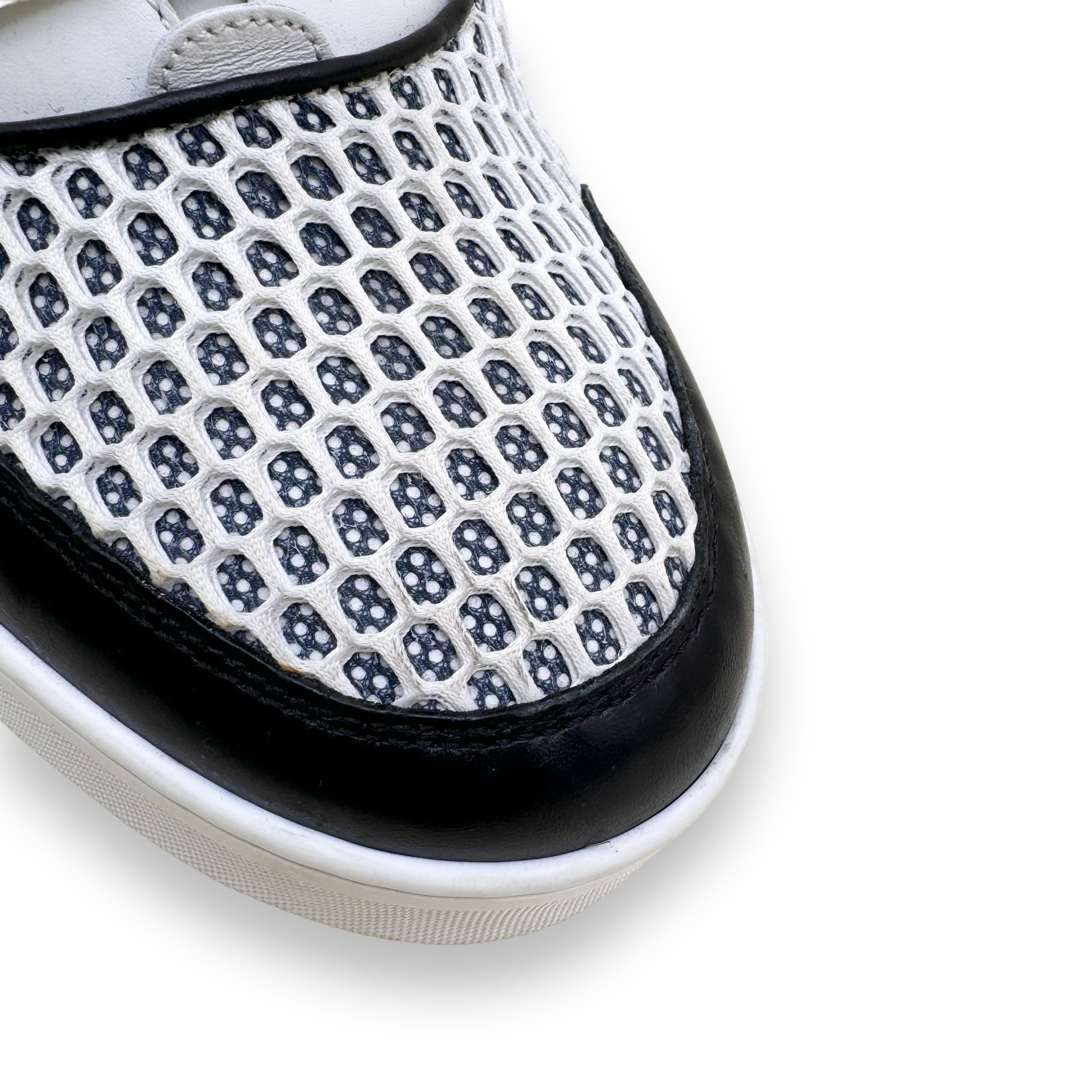 CHRISTIAN LOUBOUTIN AURELIEN LEATHER / MESH LOW TOP SNEAKERS UK10.5