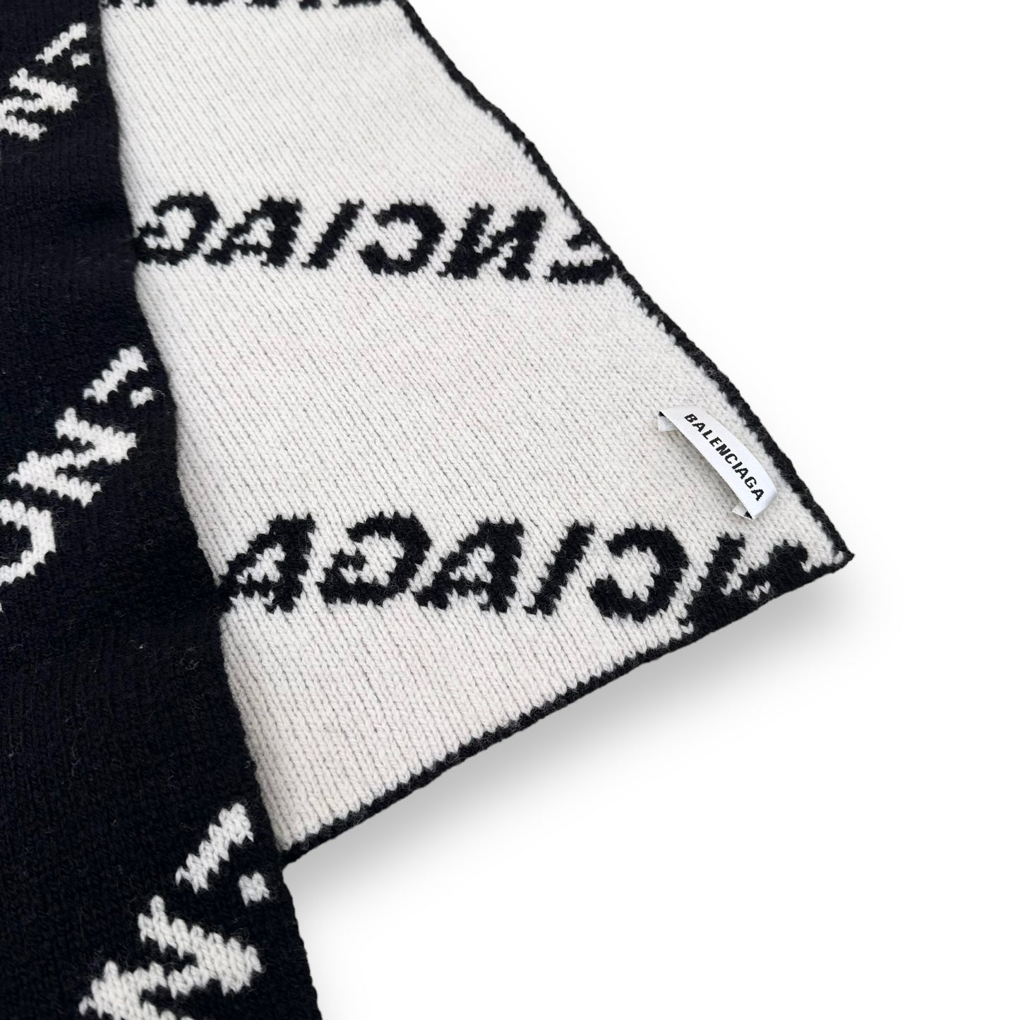 BALENCIAGA VIRGIN WOOL LOGO SCARF BLACK