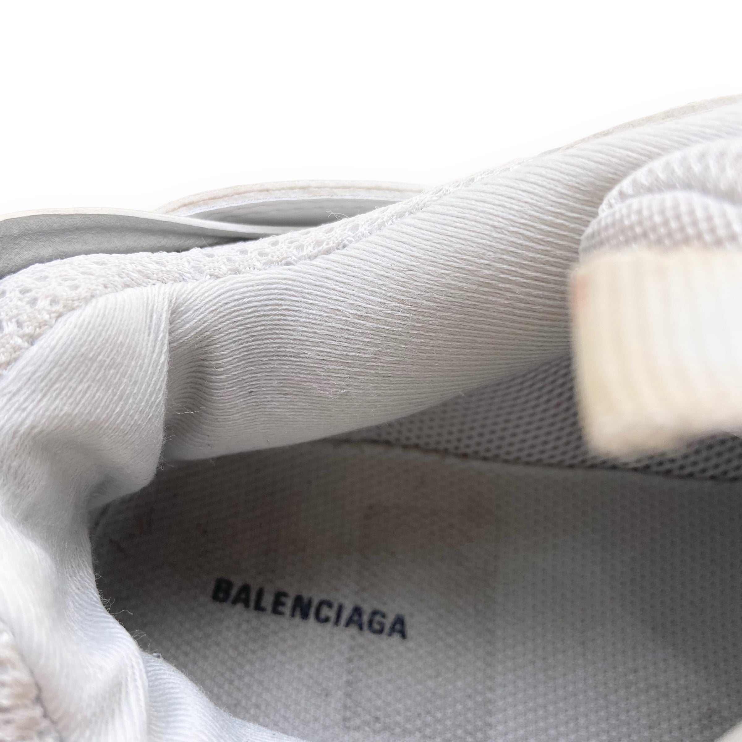 BALENCIAGA TRACK RUNNER SNEAKERS WHITE UK7