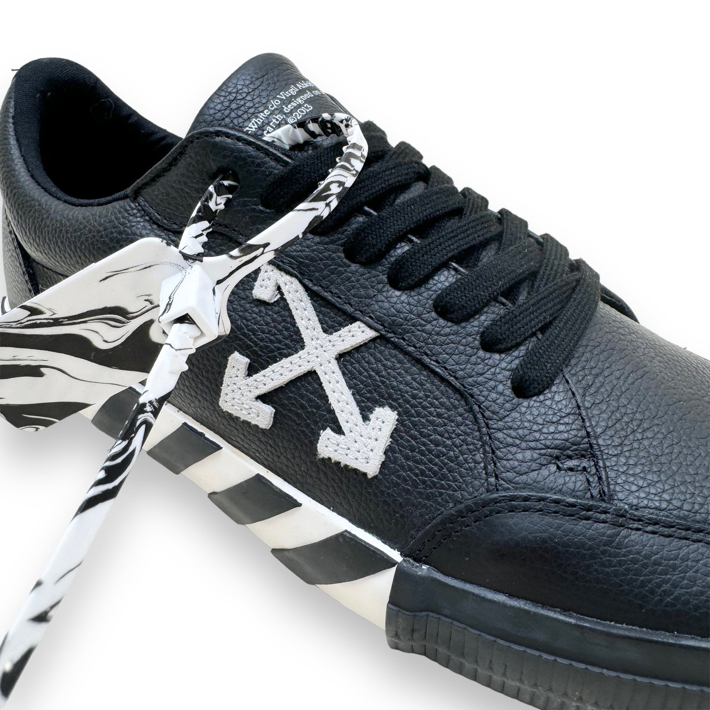 OFF-WHITE LEATHER ARROW VULCANIZED SNEAKERS BLACK UK12