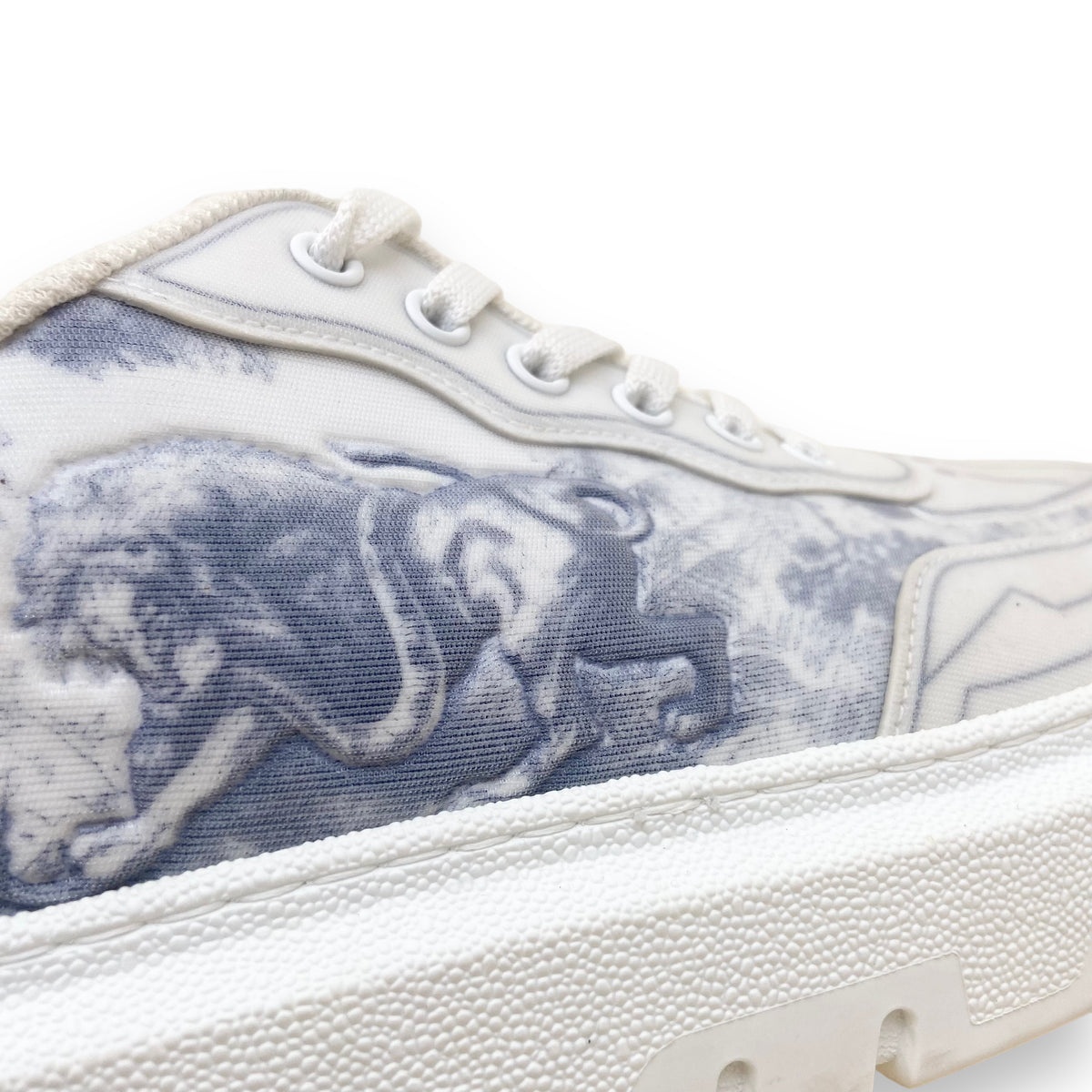 CHRISTIAN DIOR LOW TOP TIGER MESH SNEAKERS WHITE UK8