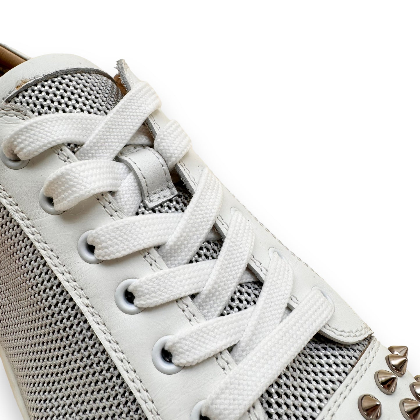 CHRISTIAN LOUBOUTIN SEAVASTE MESH SPIKE SNEAKERS WHITE UK11