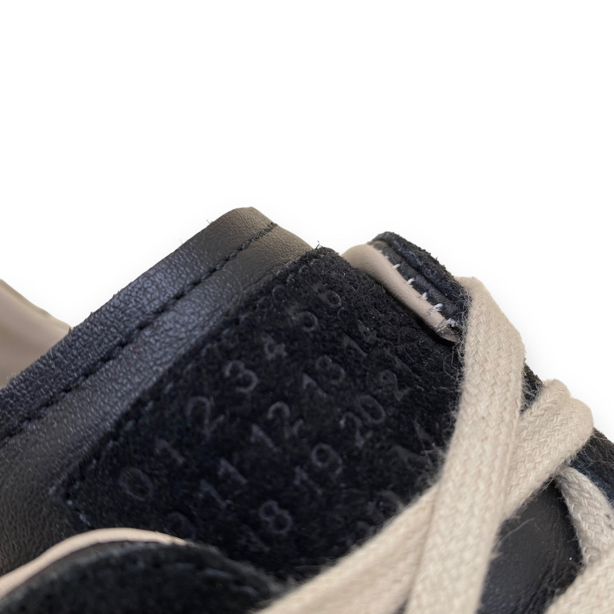MAISON MARGIELA REPLICA LOW-TOP LEATHER / SUEDE SNEAKERS BLACK UK10