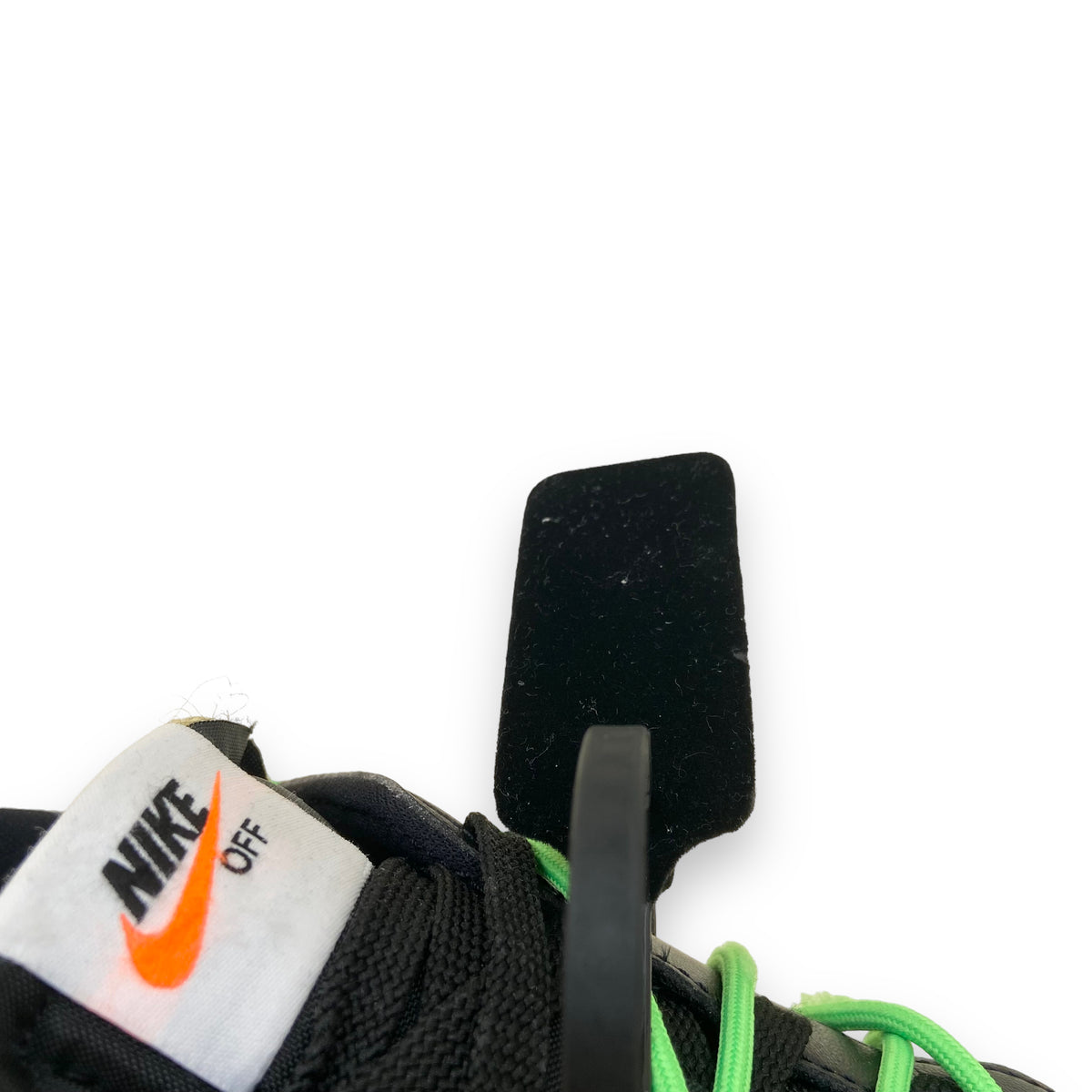 NIKE BLAZER LOW X OFF-WHITE ‘77 SNEAKERS BLACK ELECTRO GREEN UK8