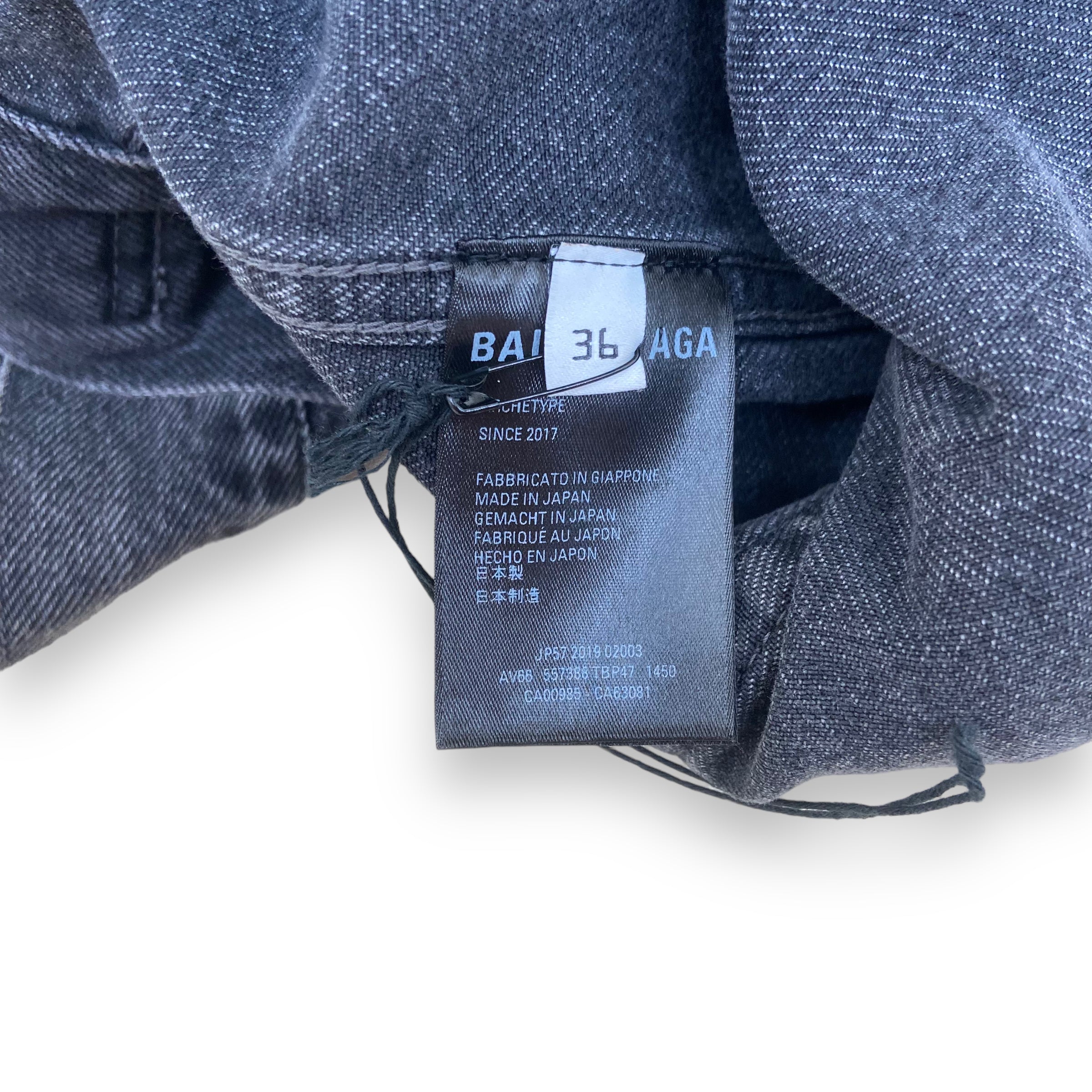 BALENCIAGA DISTRESSED WASHED DENIM JACKET BLACK S
