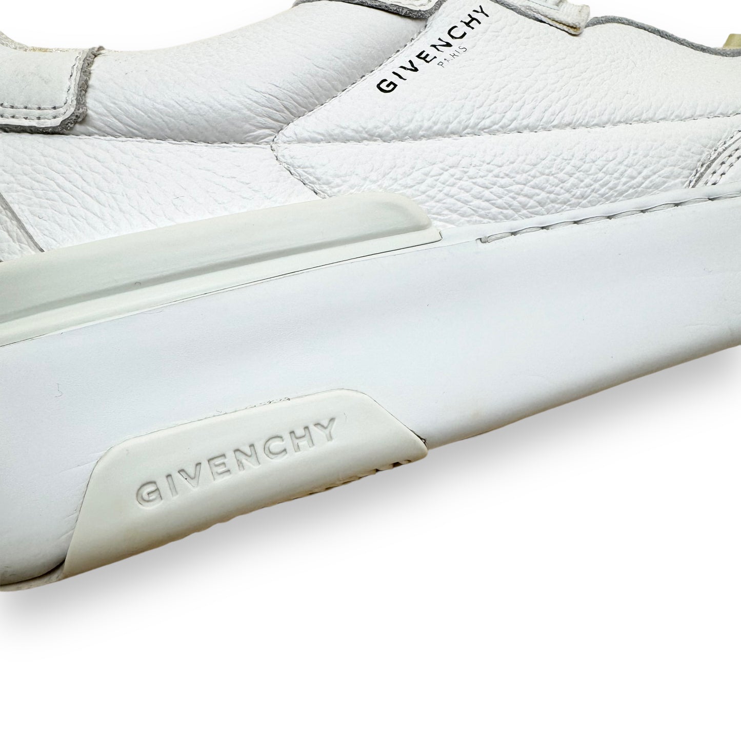 GIVENCHY LEATHER WING LOW TOP SNEAKERS WHITE UK11