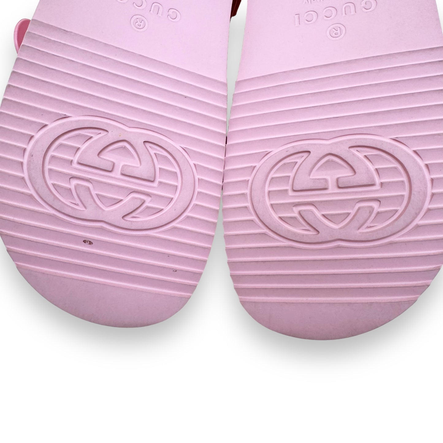 GUCCI LOGO-EMBOSSED RUBBER SANDALS PINK UK5