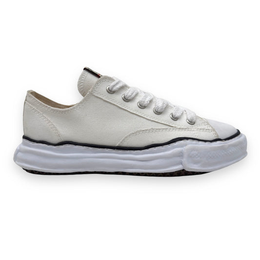 MAISON MIHARA YASUHIRO LOW TOP SNEAKER WHITE UK11