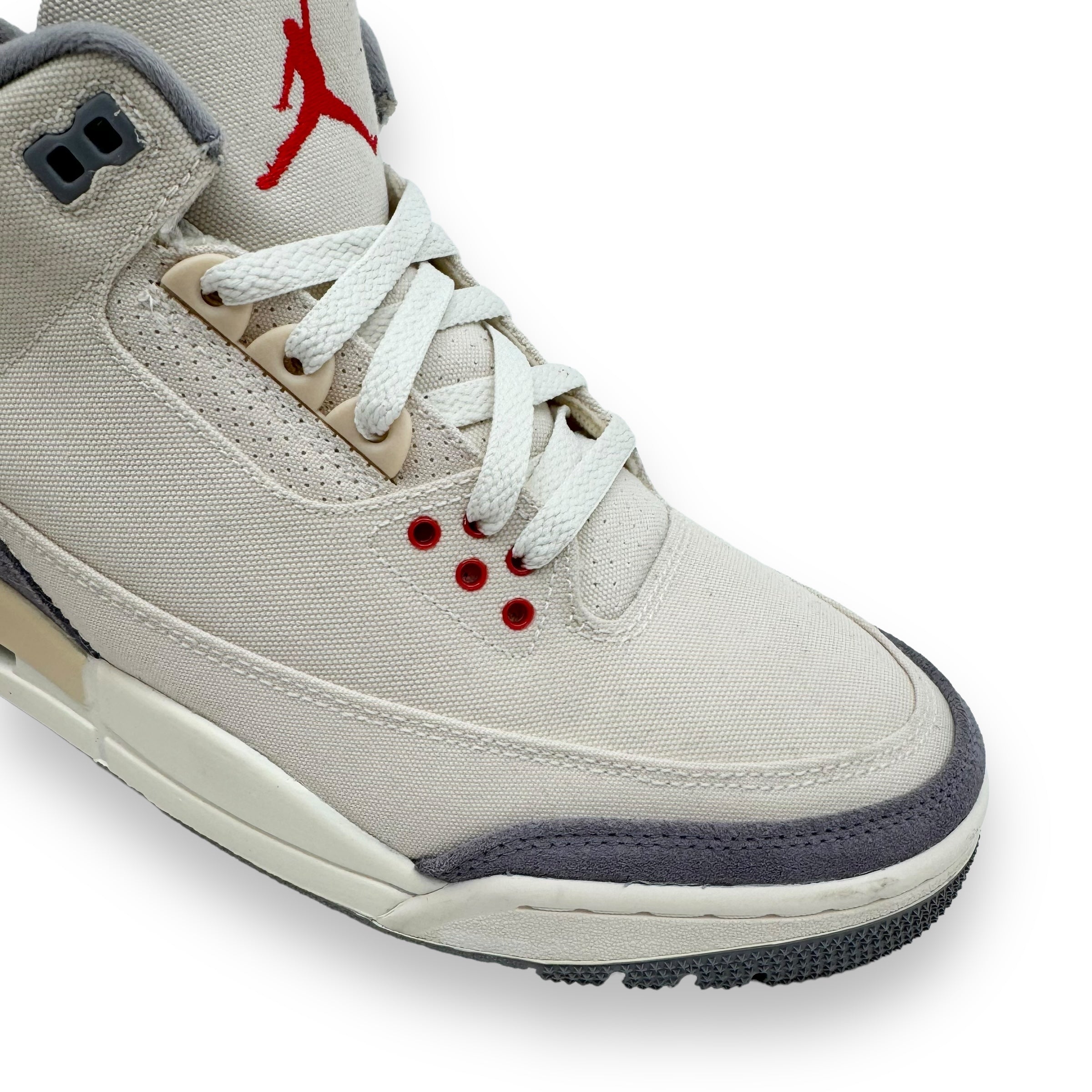 AIR JORDAN 3 RETRO SNEAKER 'MUSLIN' CREAM / RED UK8.5