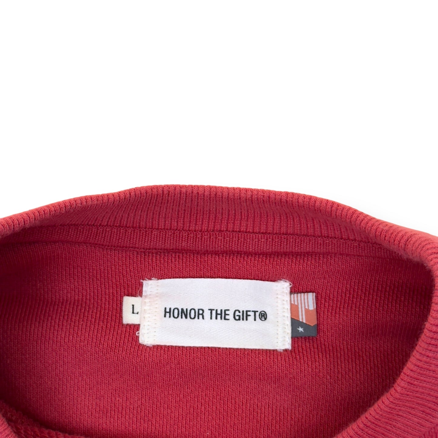HONOR THE GIFT STUDIO LOGO SWEATSHIRT CRIMSON / WHITE L