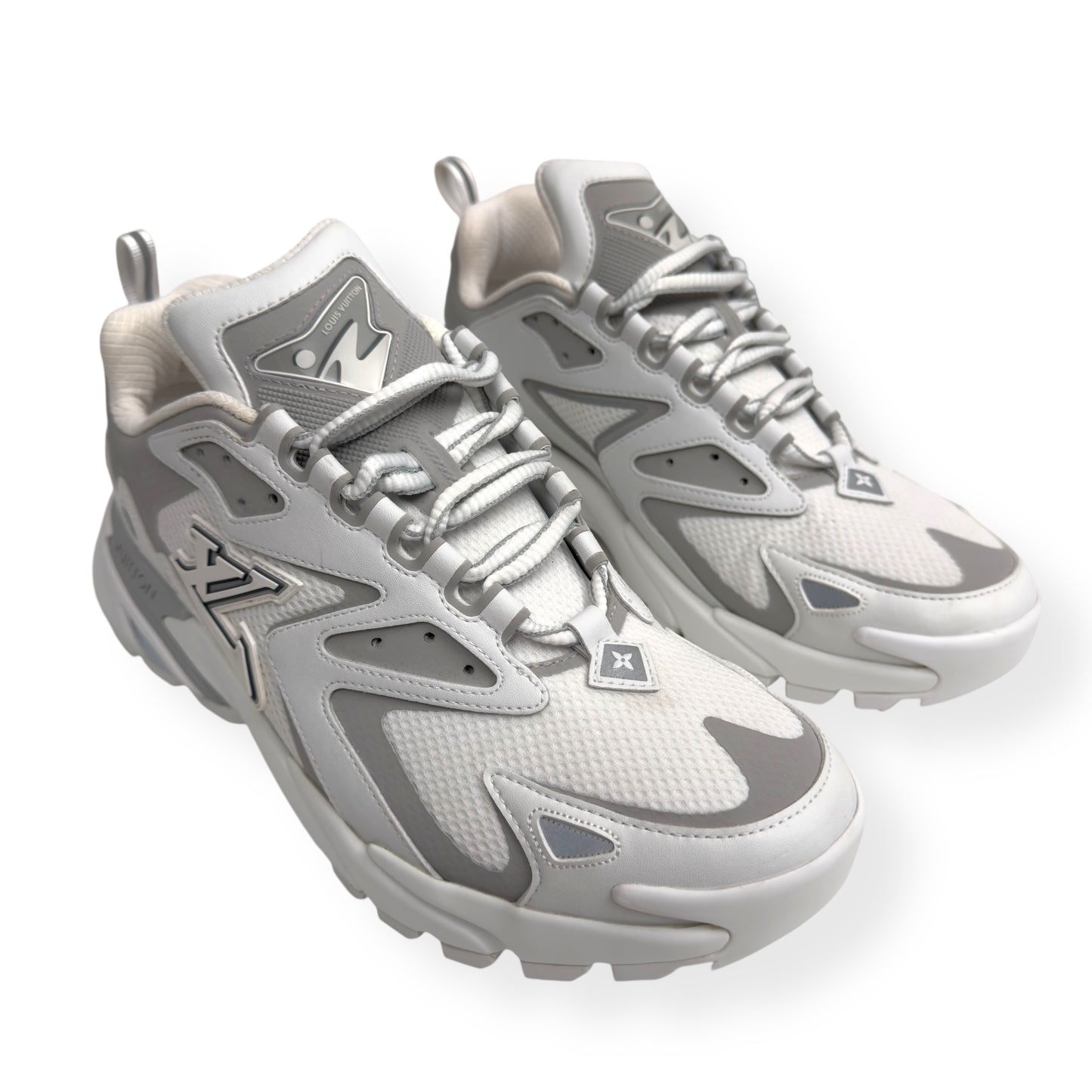 LOUIS VUITTON LV RUNNER TATIC SNEAKER WHITE UK7