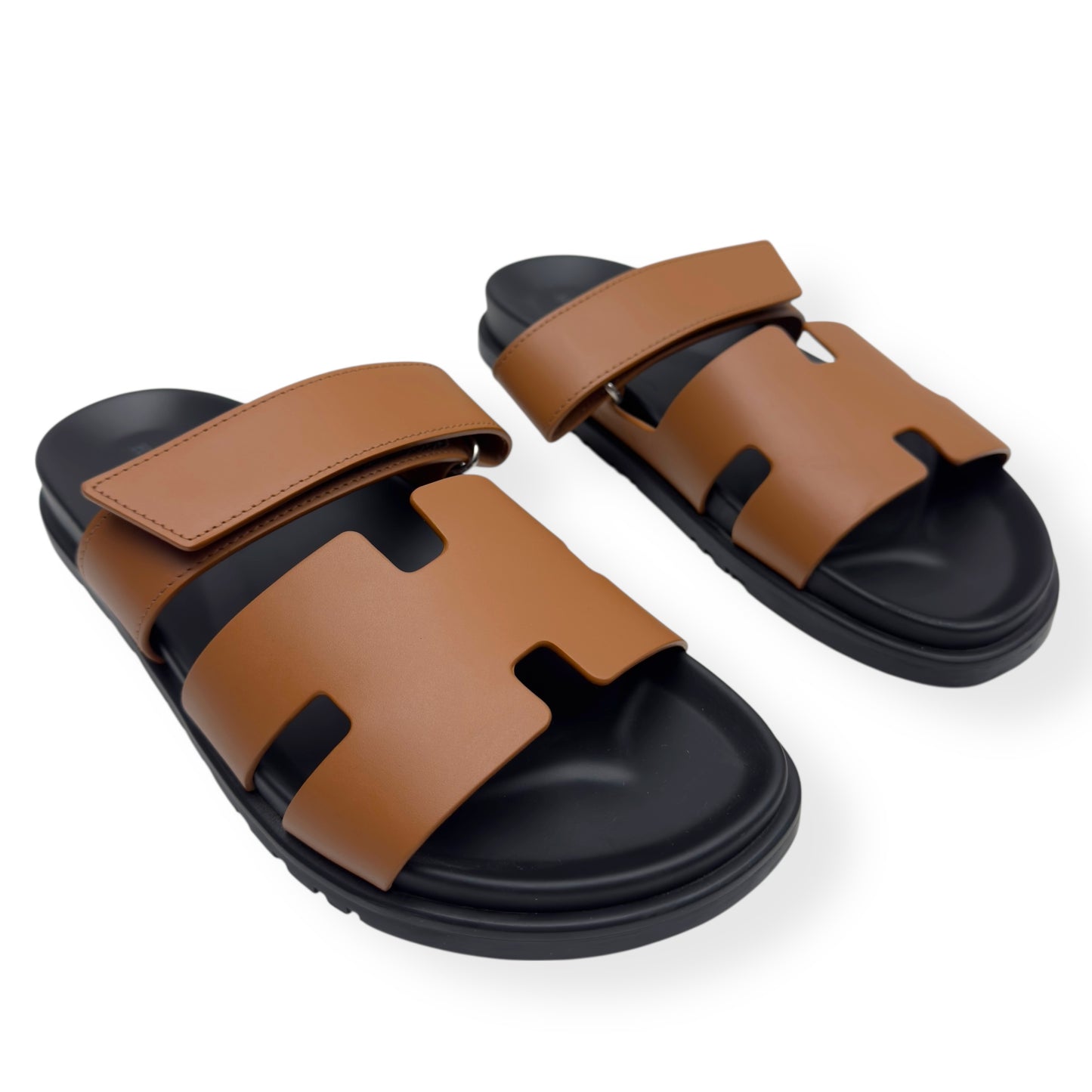 HERMÈS CHYPRE CALFSKIN LEATHER SANDALS NATUREL 42.5 / UK8.5
