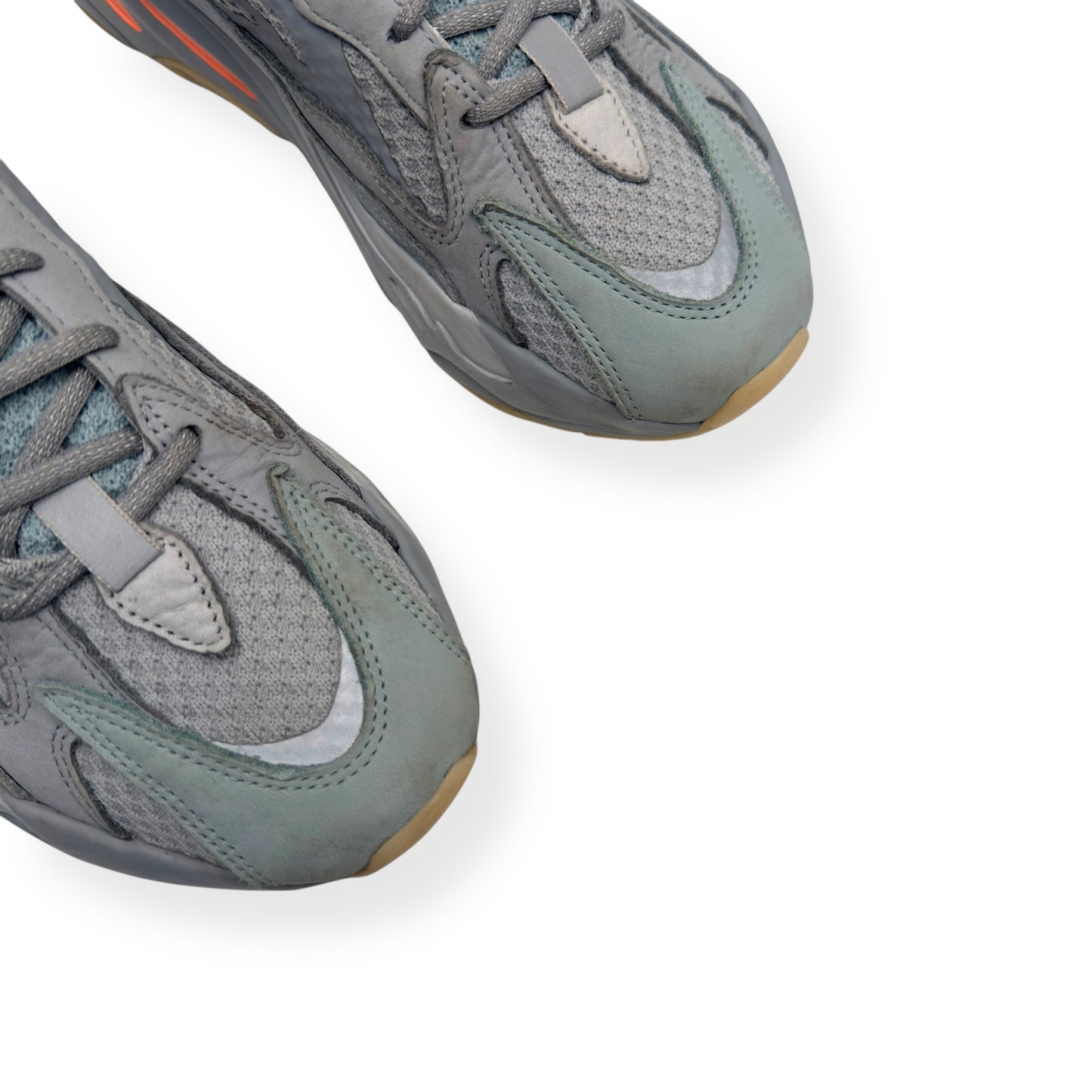 YEEZY BOOST 700 V2 SNEAKER INTERIA UK10