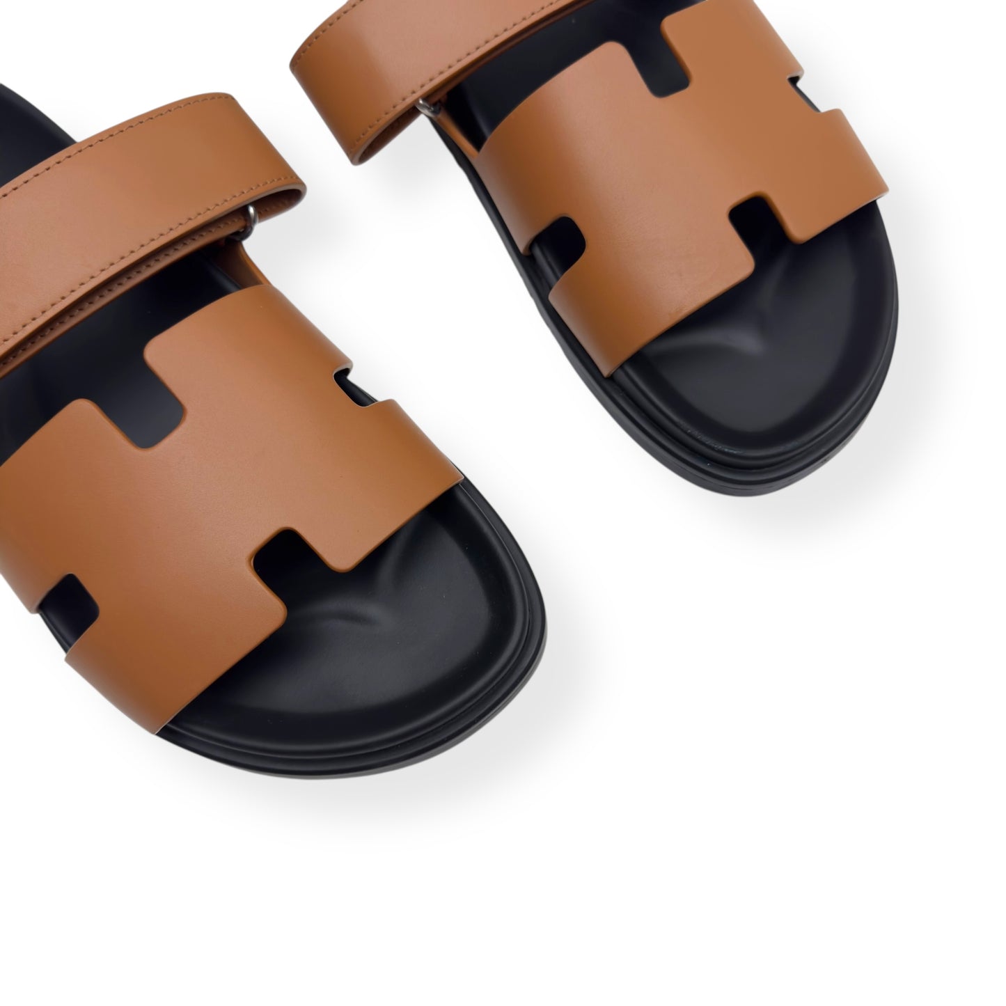 HERMÈS CHYPRE CALFSKIN LEATHER SANDALS NATUREL 42.5 / UK8.5